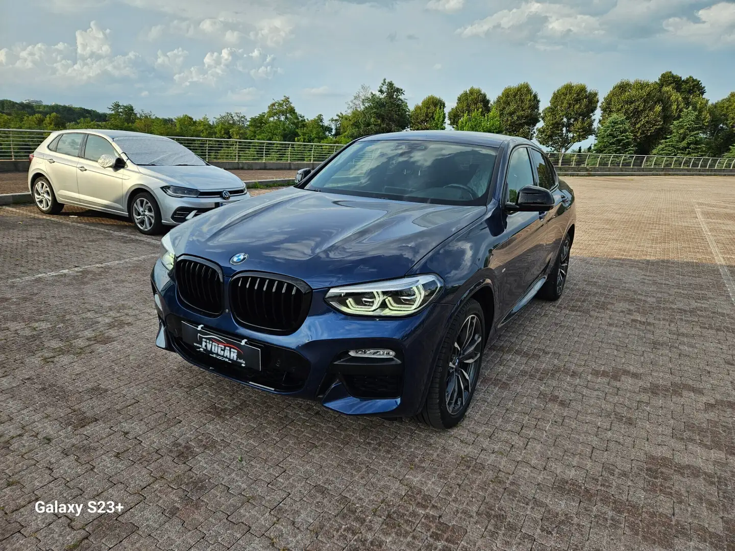 BMW X4 M X4 xDrive20d Msport-X Blau - 1