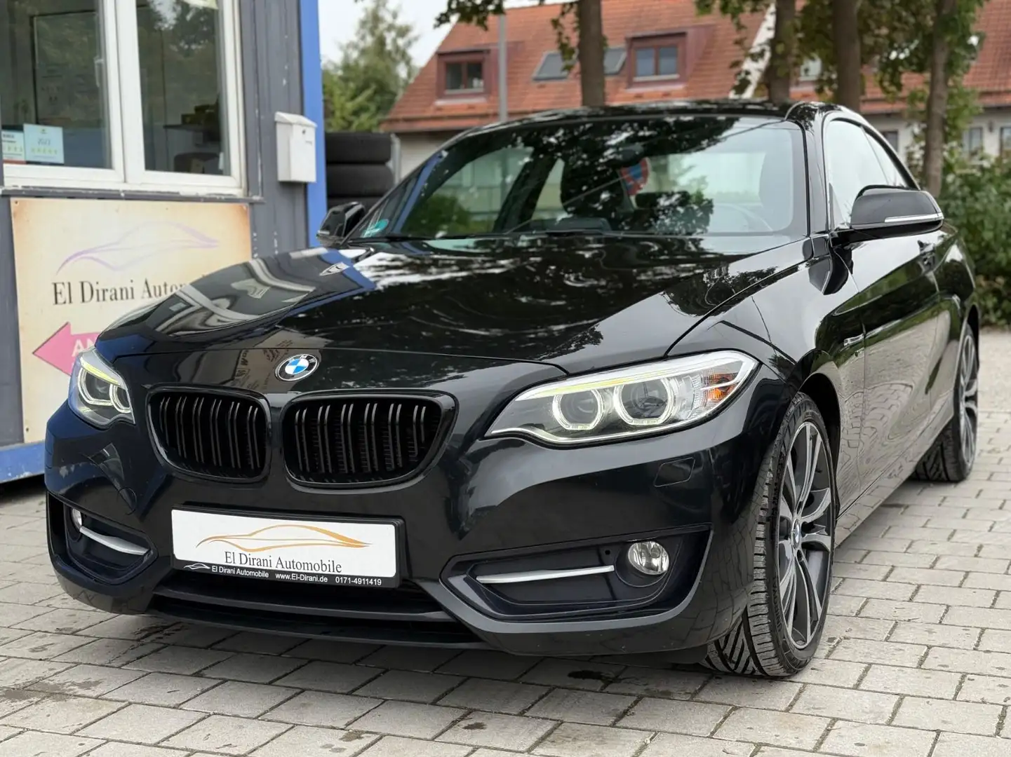 BMW 220 i Coupe Sport BiXen/Navi/Shadow/Tempo/TÜV NEU Schwarz - 2