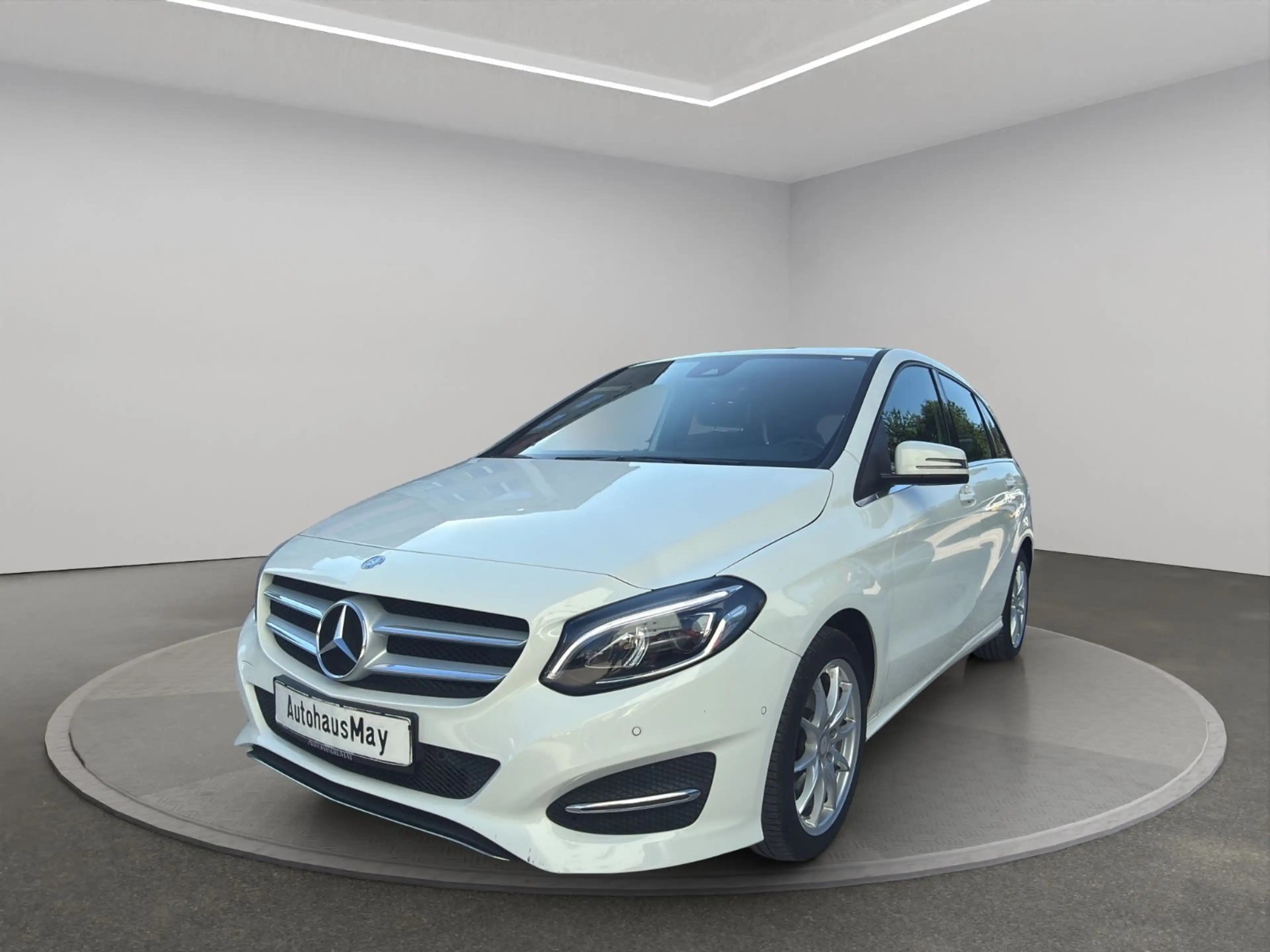 Mercedes-Benz B 220 4Matic Automatik 1.Hand MB-Scheckheft — photo 3