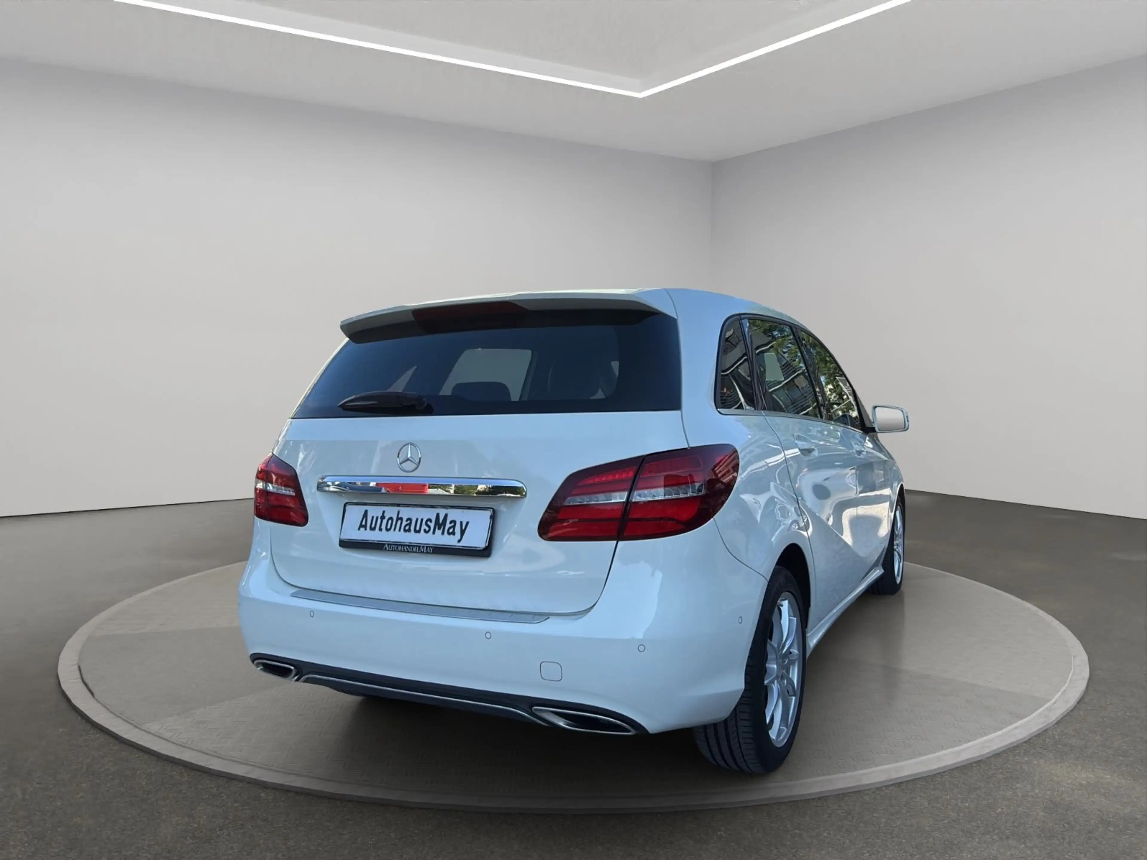 Mercedes-Benz B 220 4Matic Automatik 1.Hand MB-Scheckheft — photo 6