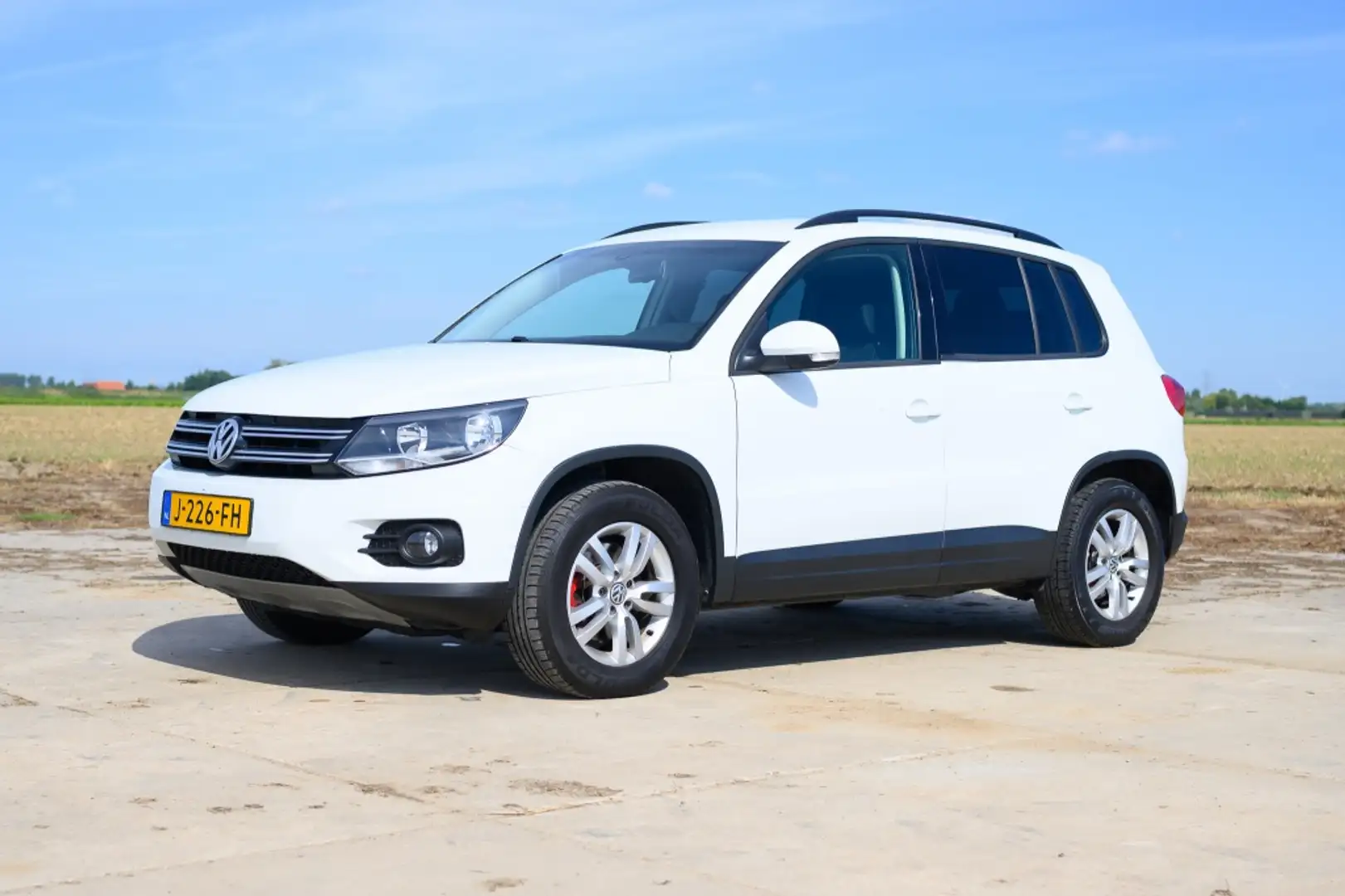Volkswagen Tiguan 2.0 TSI Sport&St.4M Blanc - 1