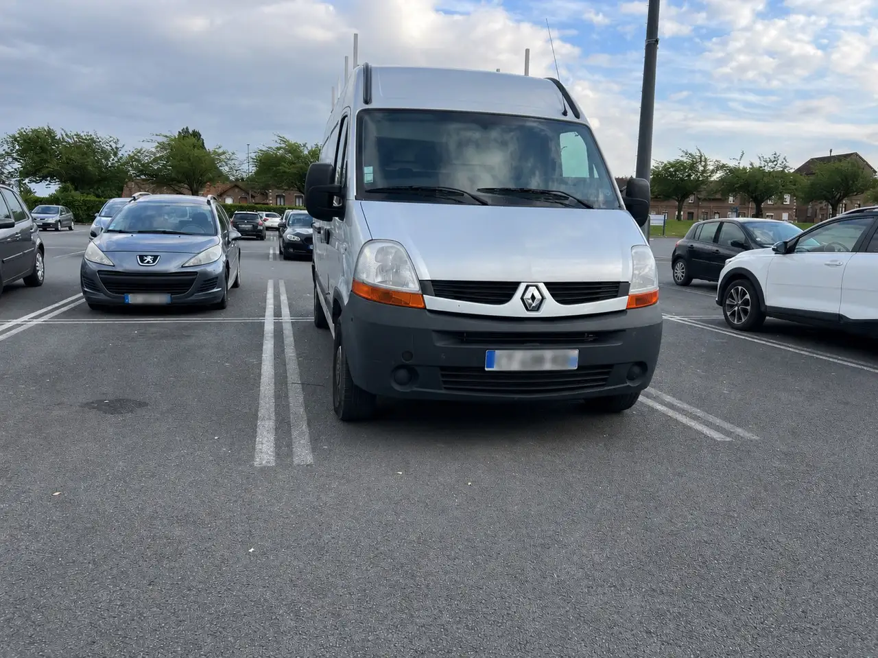 Renault Master Combi L2H2 3t5 2.5 dCi 120 E4 BVR6
