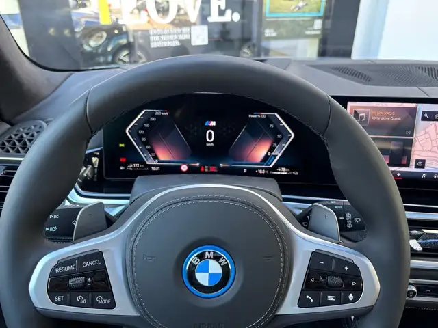 BMW X5 view 6