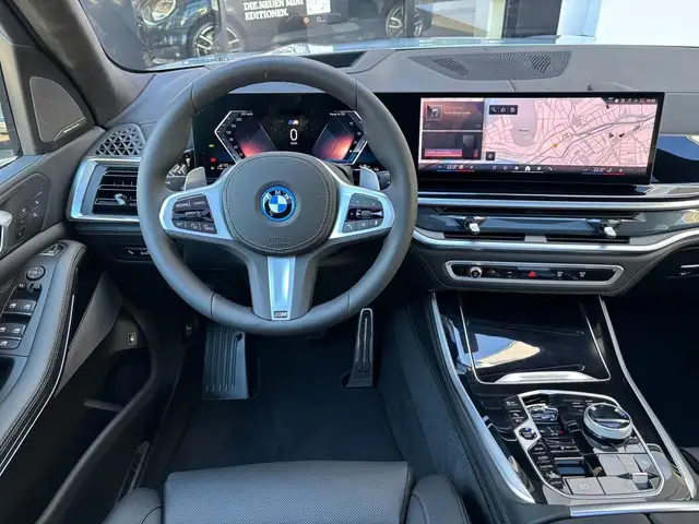 BMW X5 view 5