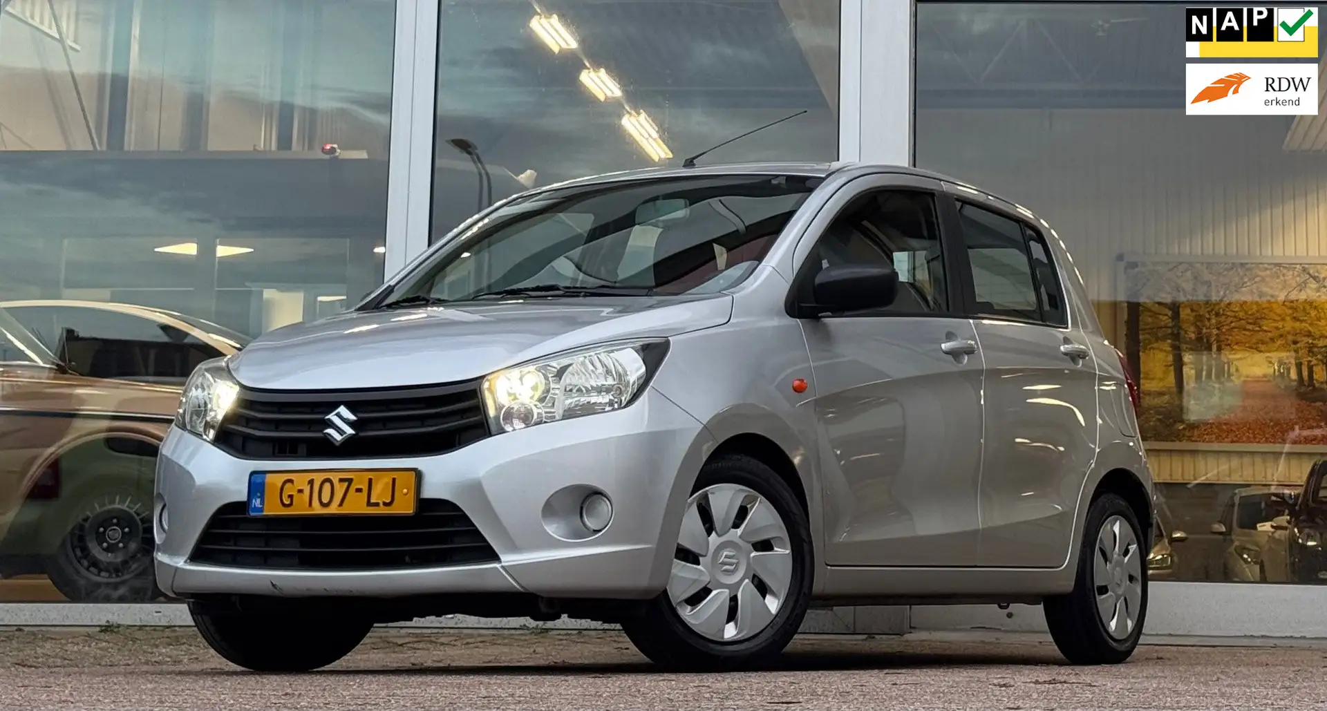 Suzuki Celerio 1.0i Comfort 2e Eigenaar Airco APK 23-10-2027 Gris - 1