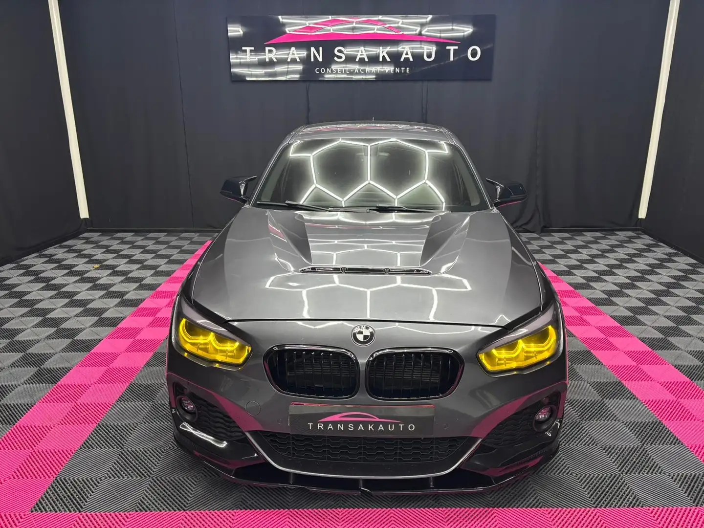 BMW 118 /Pack M/ Ciel Etoilé/ Maxton / GARANTIE 12 MOIS Grau - 2