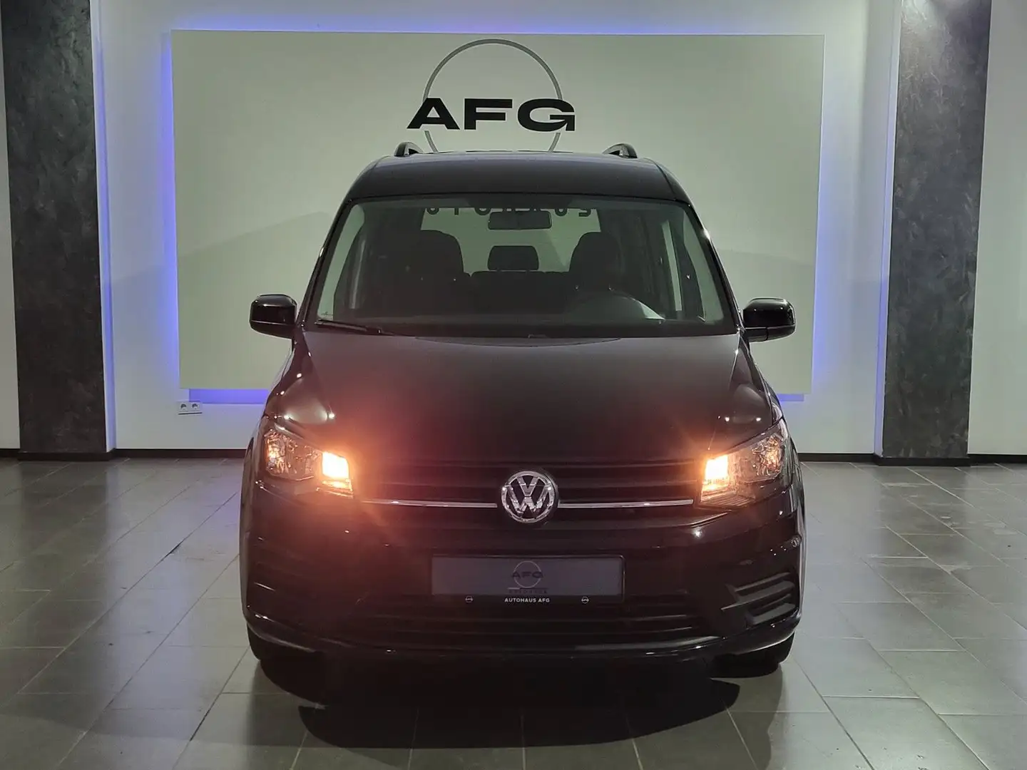 Volkswagen Caddy Trendline BMT*AUTOMATIK Schwarz - 2
