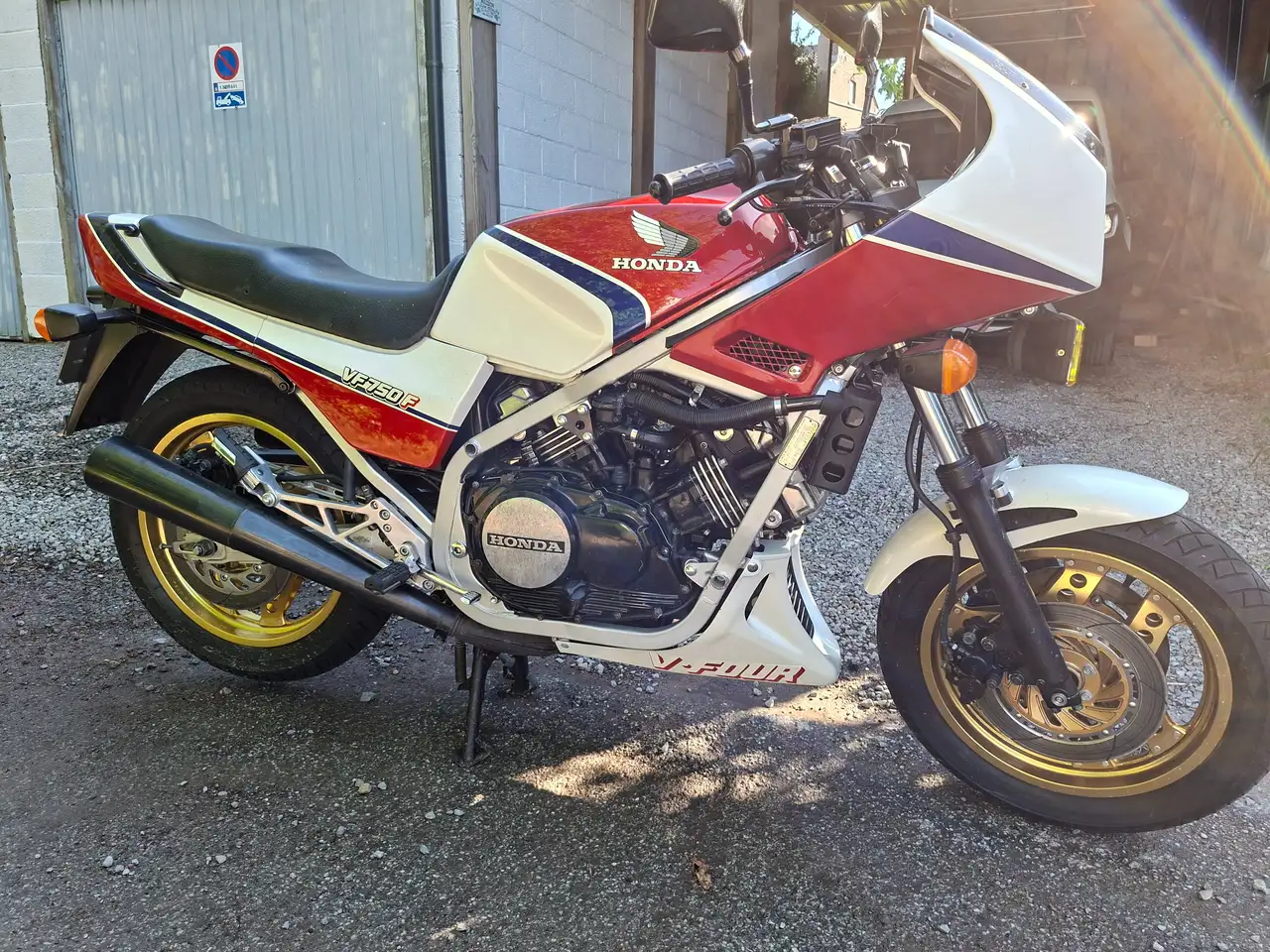 Honda VFR 750