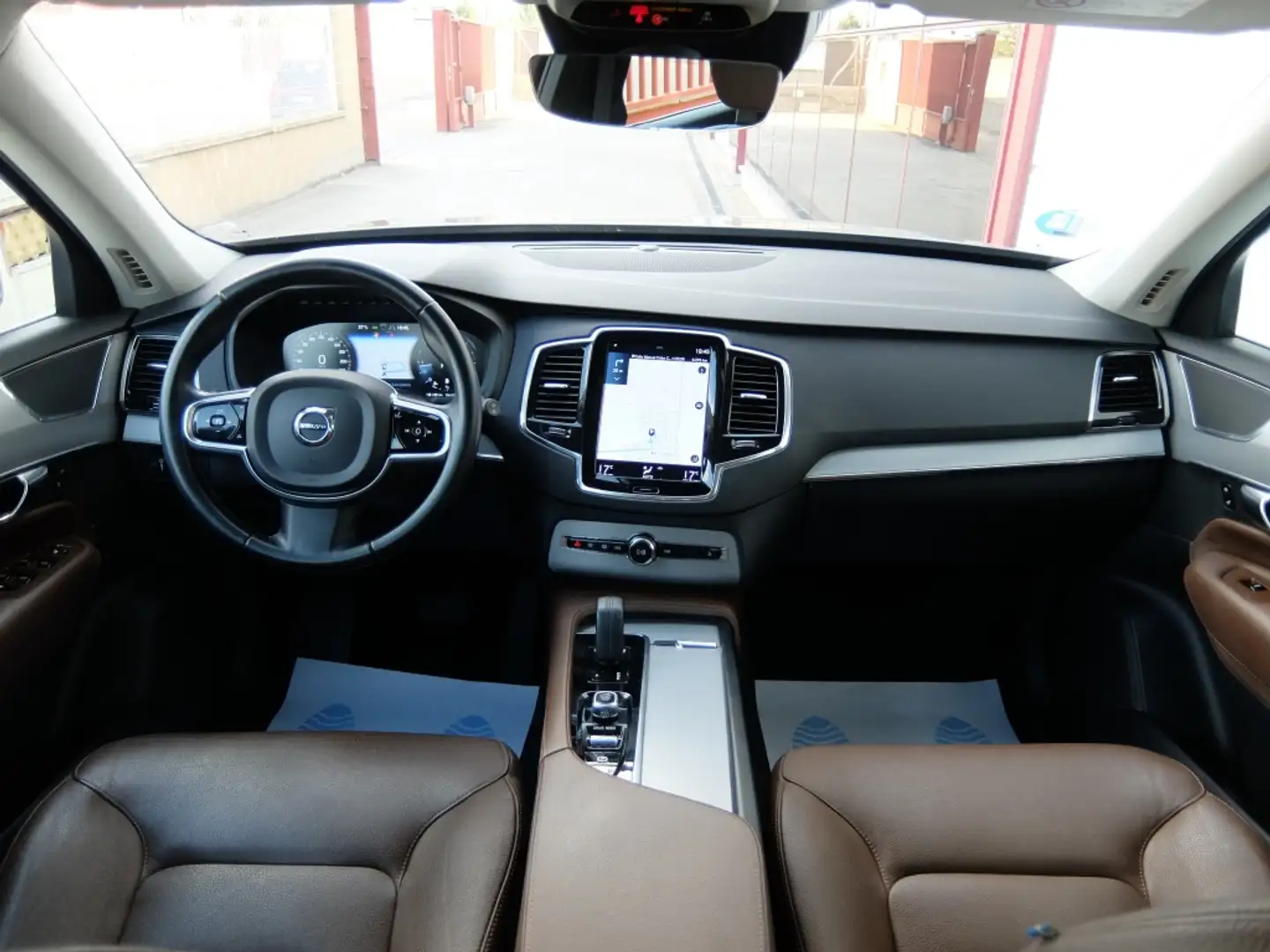 Volvo XC90 B5 Business Plus 7pl. AWD Aut. Gris - 2