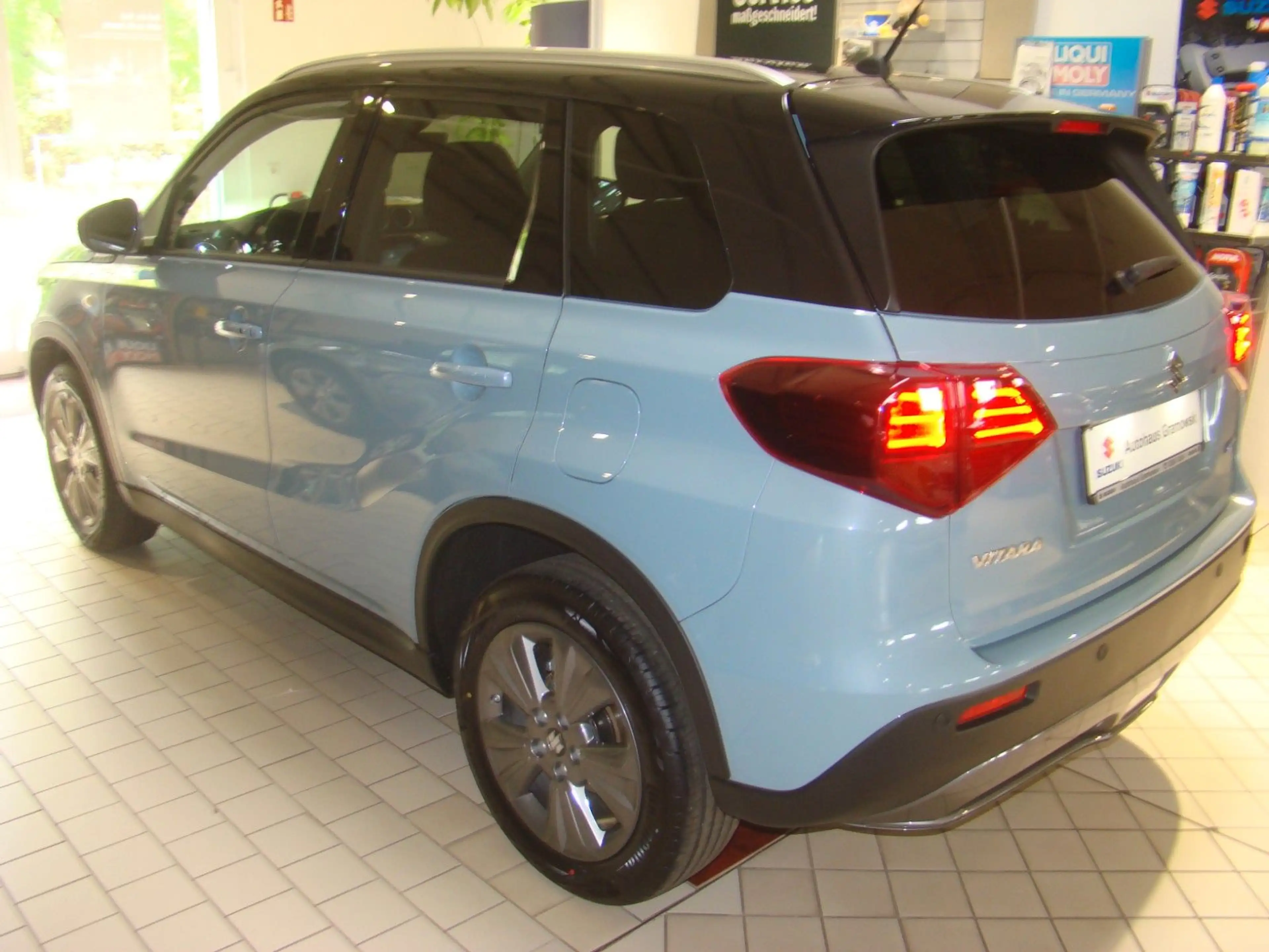 Suzuki Vitara 1.4 BOOSTERJET Hybrid Comfort Allgrip — photo 23