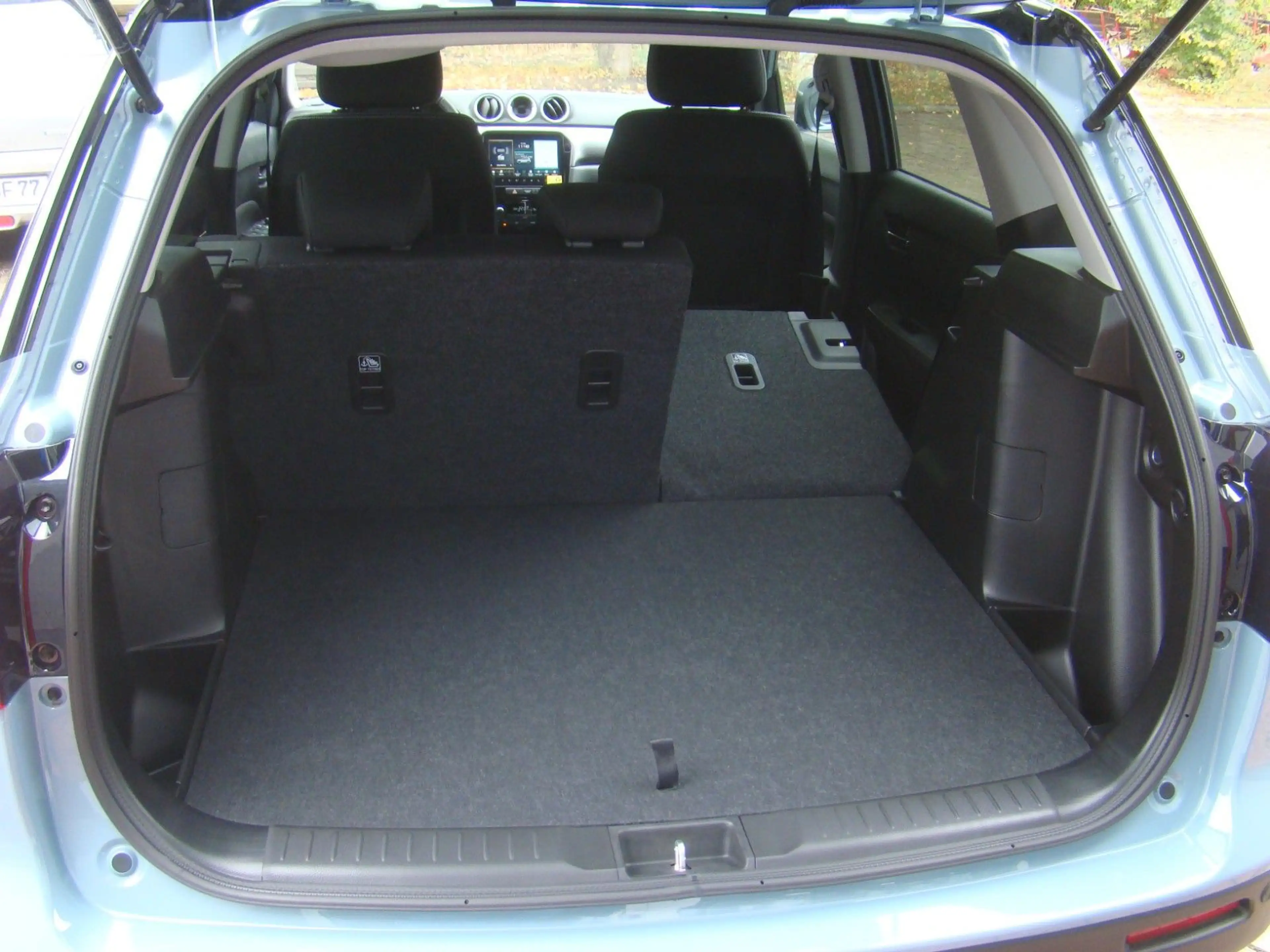 Suzuki Vitara 1.4 BOOSTERJET Hybrid Comfort Allgrip — photo 48