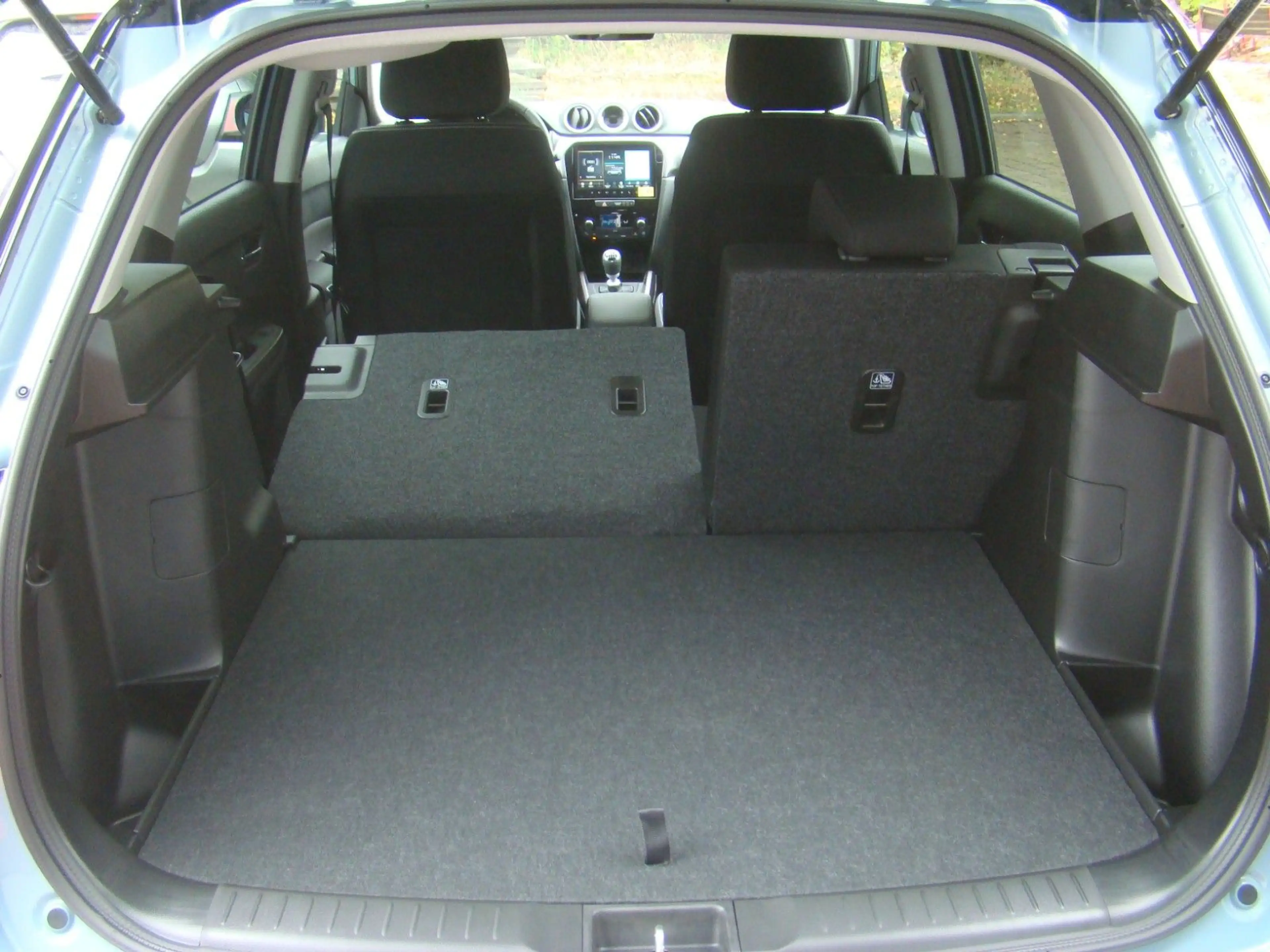 Suzuki Vitara 1.4 BOOSTERJET Hybrid Comfort Allgrip — photo 49