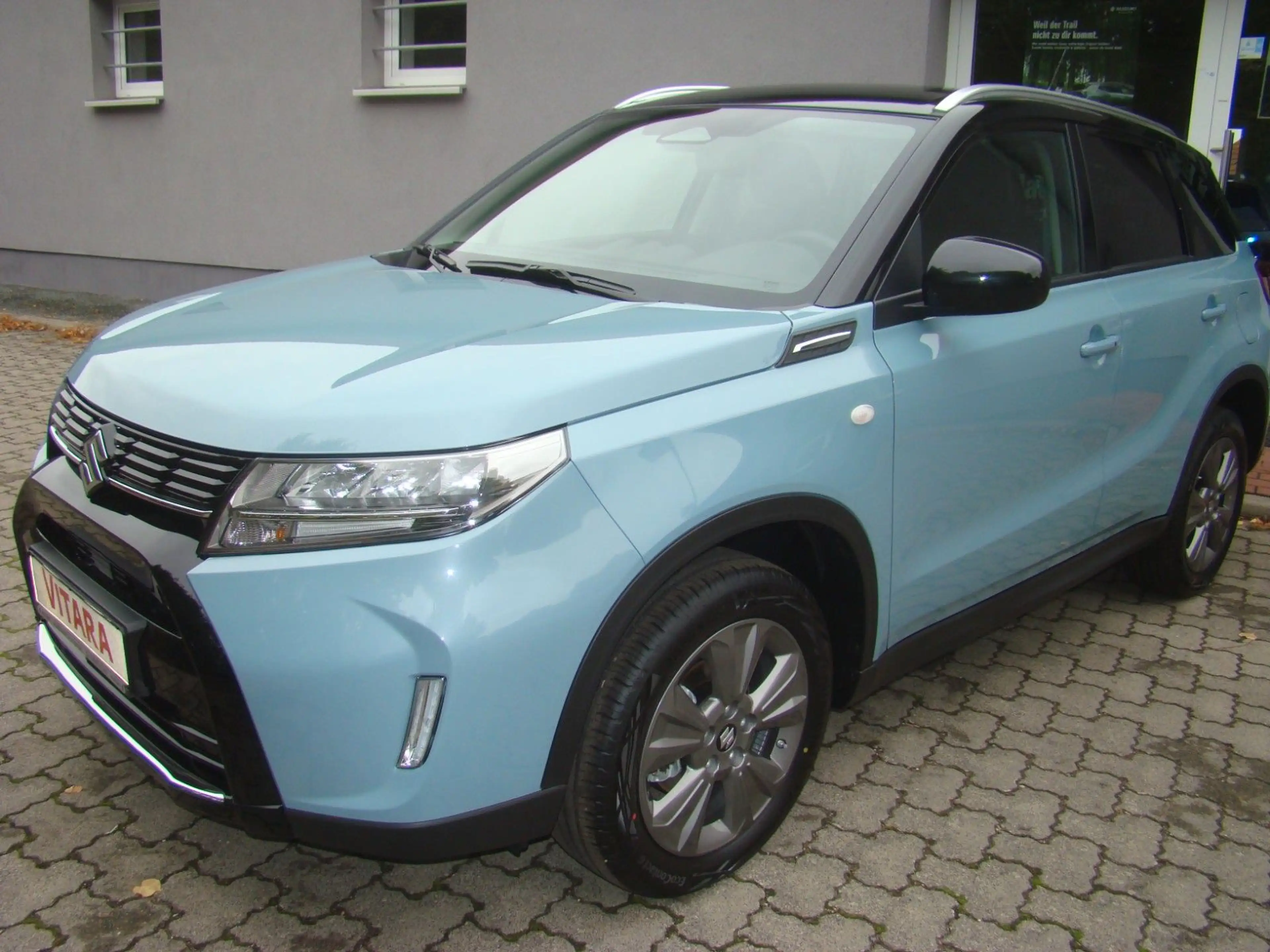 Suzuki Vitara 1.4 BOOSTERJET Hybrid Comfort Allgrip — photo 2