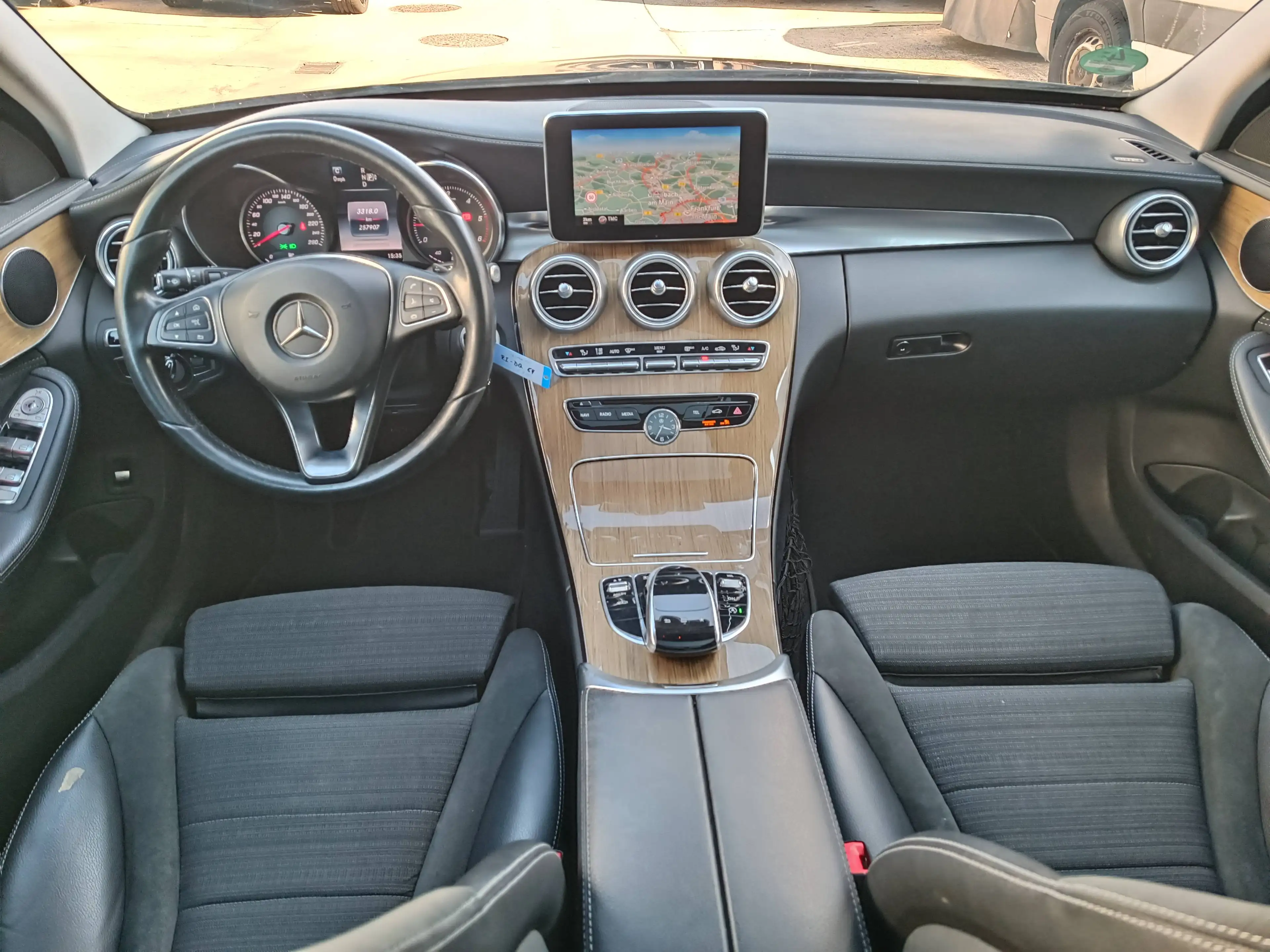 Mercedes-Benz C 250 C-Klasse T 7G-TRONIC Exclusive,Navi,Pano,LED,Head-UpAHK, — photo 8