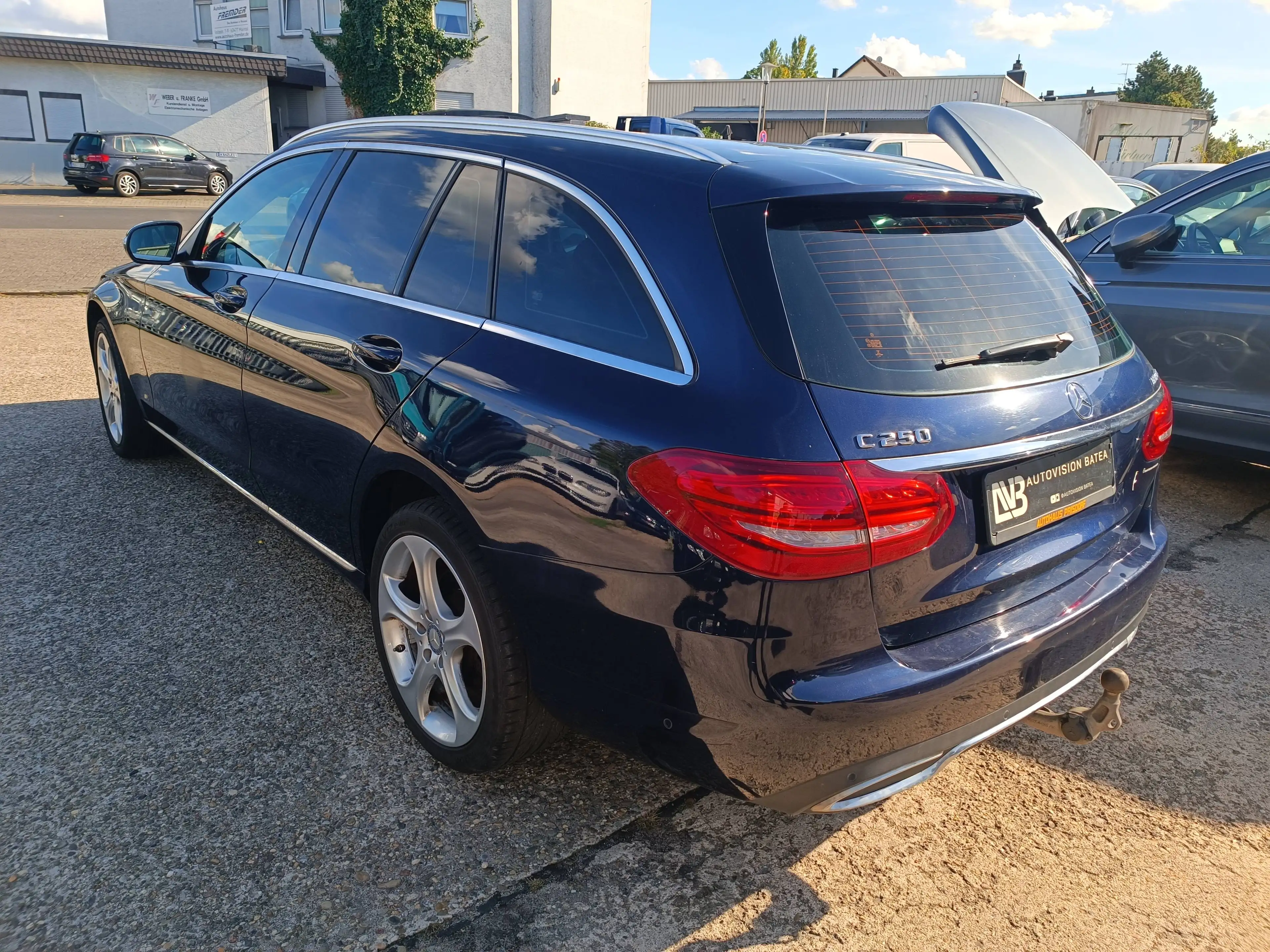 Mercedes-Benz C 250 C-Klasse T 7G-TRONIC Exclusive,Navi,Pano,LED,Head-UpAHK, — photo 6