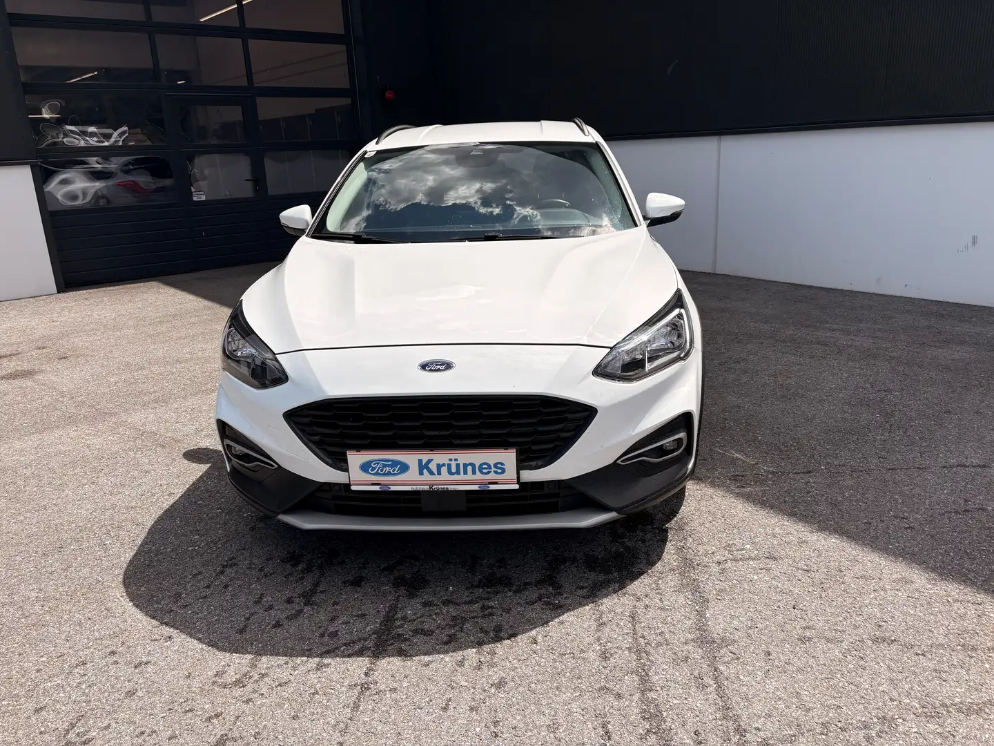 Ford Focus Active Weiß - 1