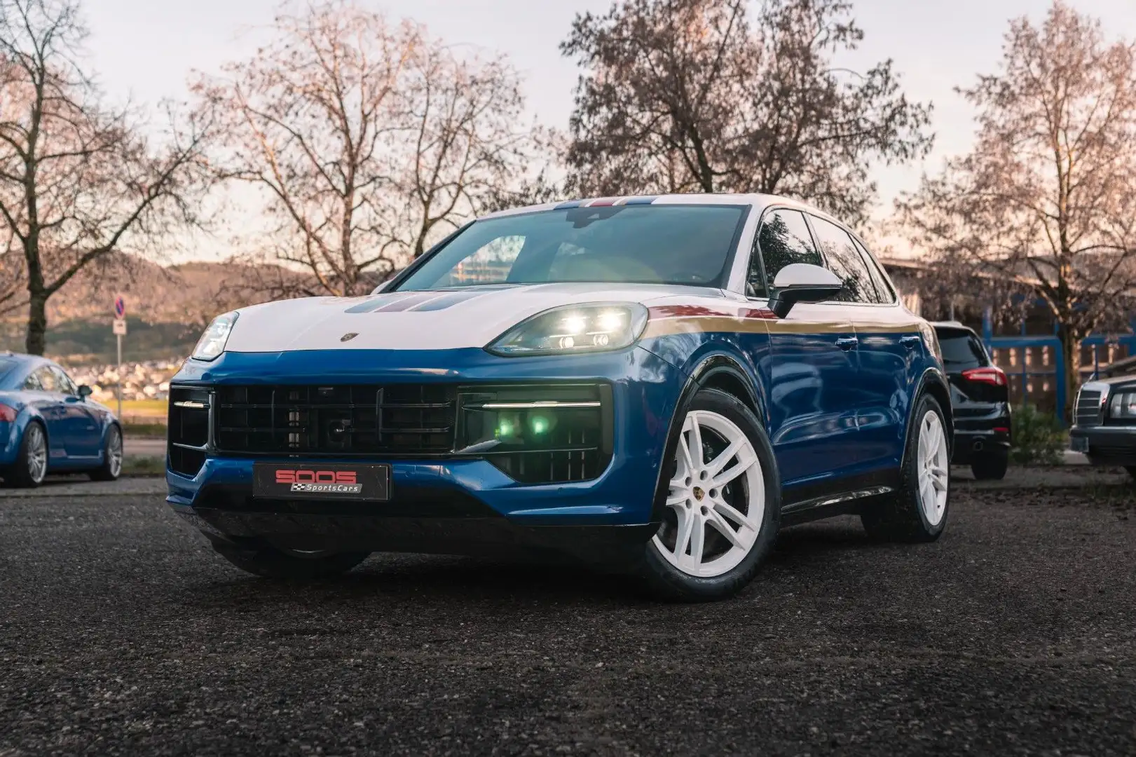 Porsche Cayenne E-Hybrid*Approved*IndividualAusstattung Schwarz - 1