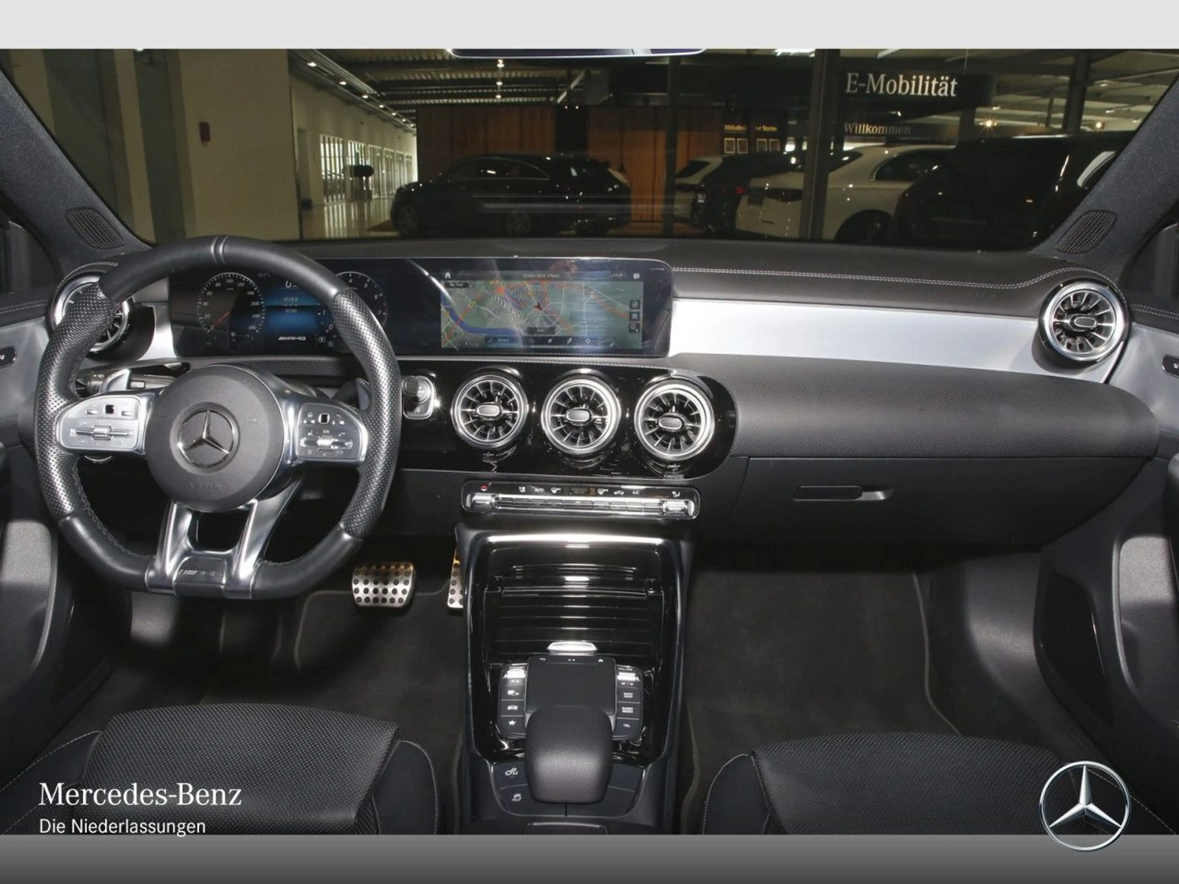 Mercedes-Benz A 35 AMG A 35 4M Kompakt AMG+PANO+360°+MULTIBEAM+19"+7G — photo 9