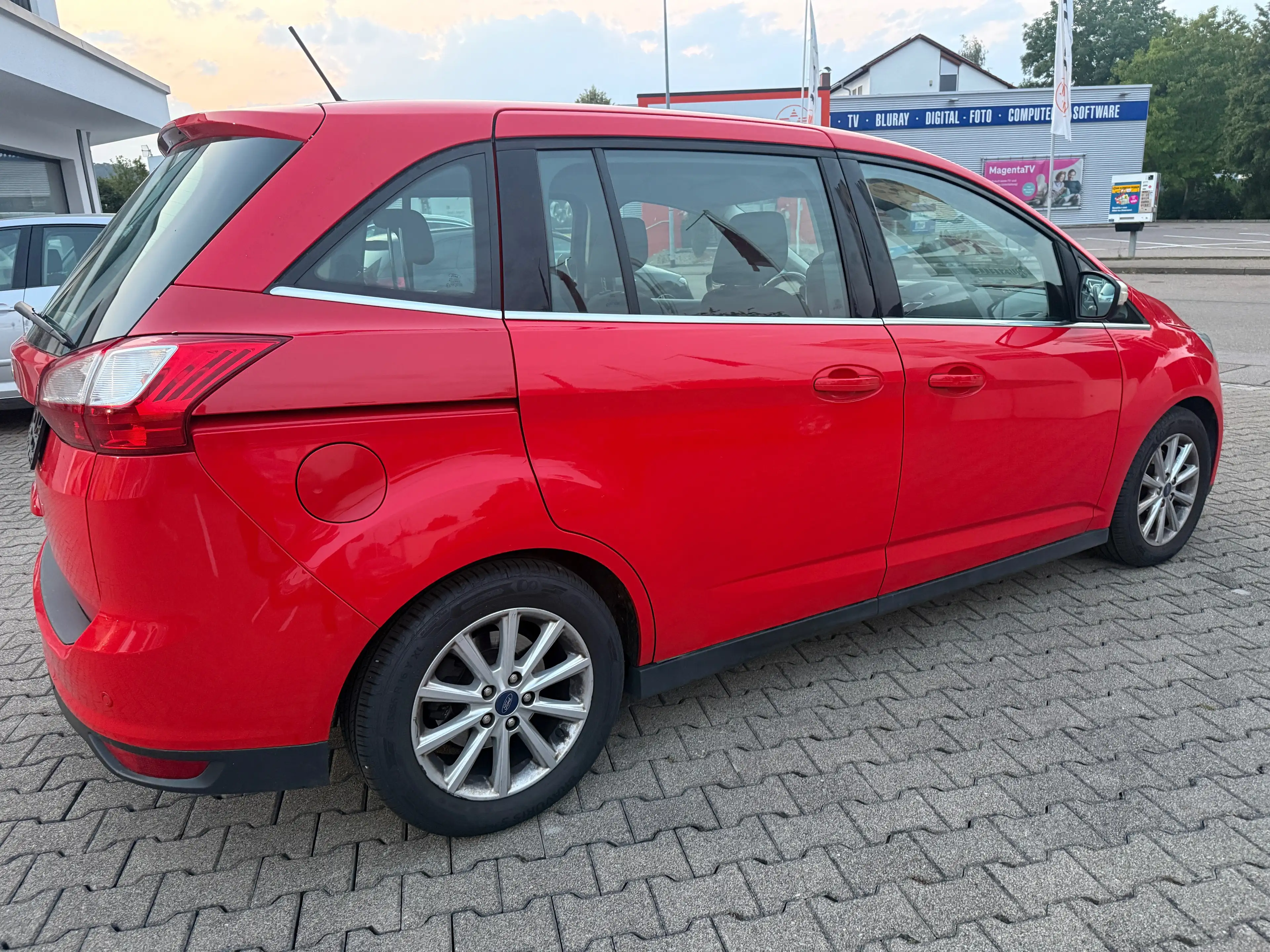 Ford Grand C-Max Titanium Automatik — photo 4