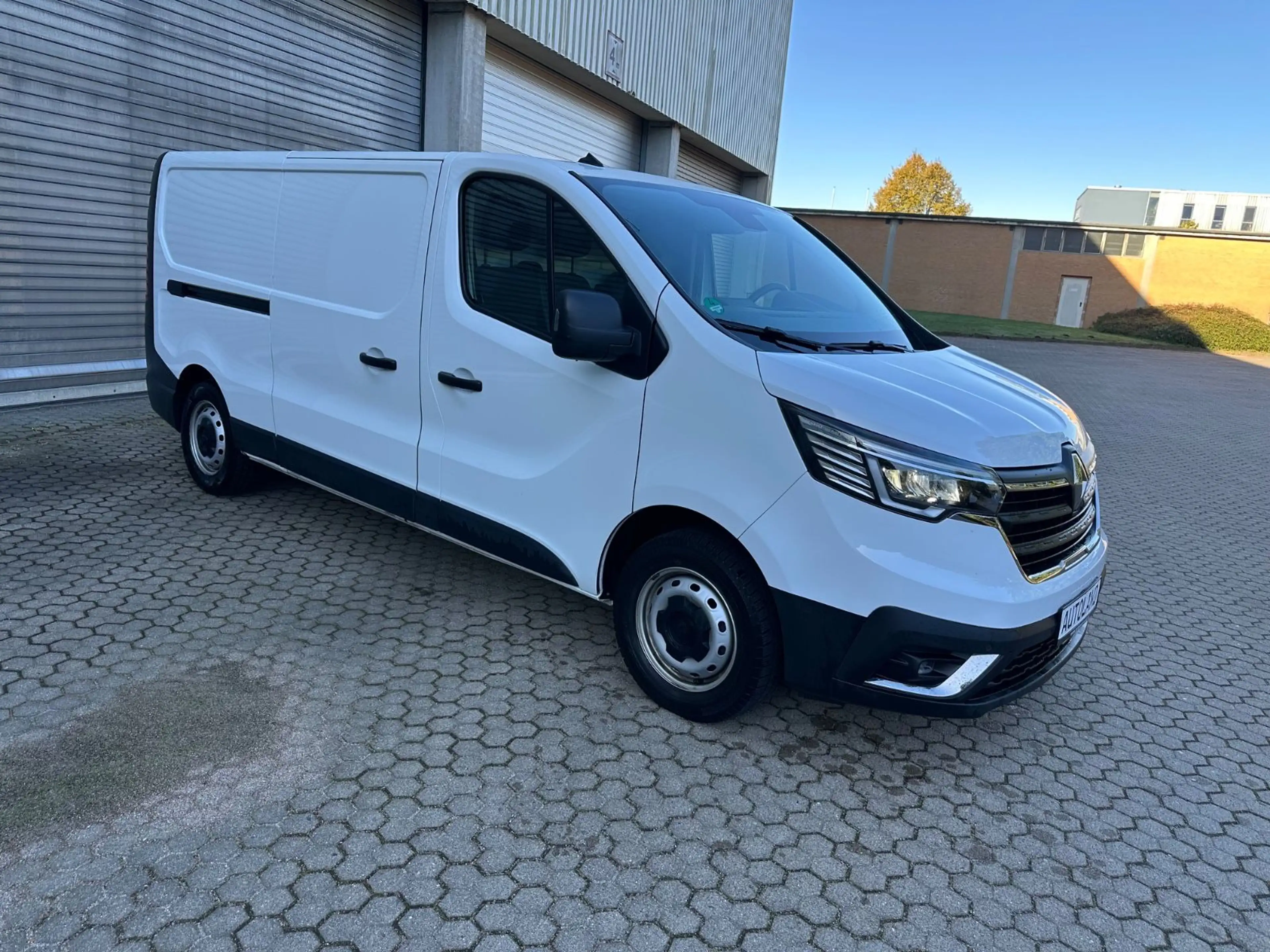 Renault Trafic 2.0DCI Kasten L2H1 3.0t LED*PDC*R.Cam*AHK — photo 4