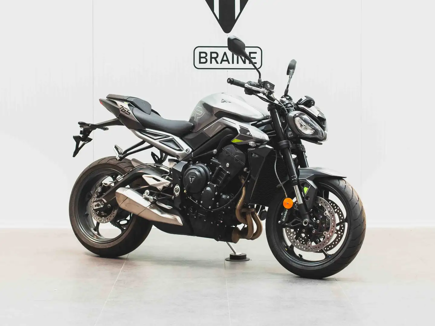 Triumph Speed Triple R 800 € d'accessoires offerts Ezüst - 1