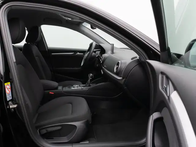 Audi A3 view 24