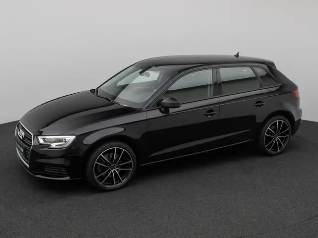 Audi A3 view 12