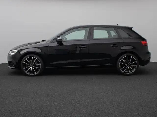 Audi A3 view 11