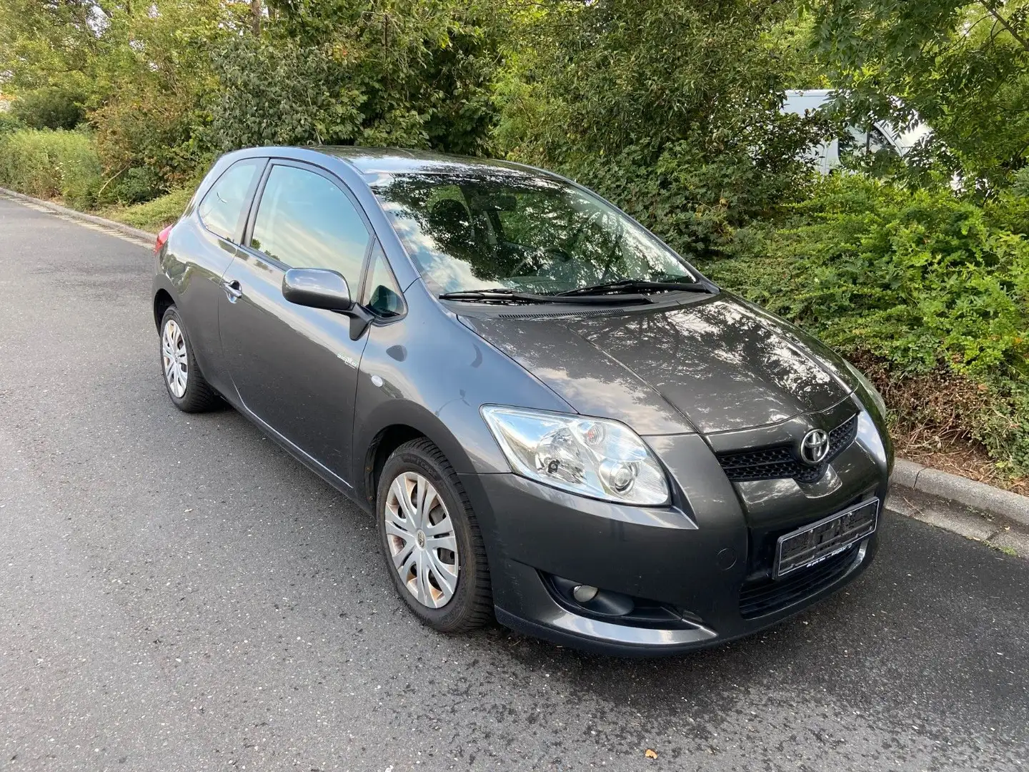 Toyota Auris Sol 2.HAND TÜV Grau - 2