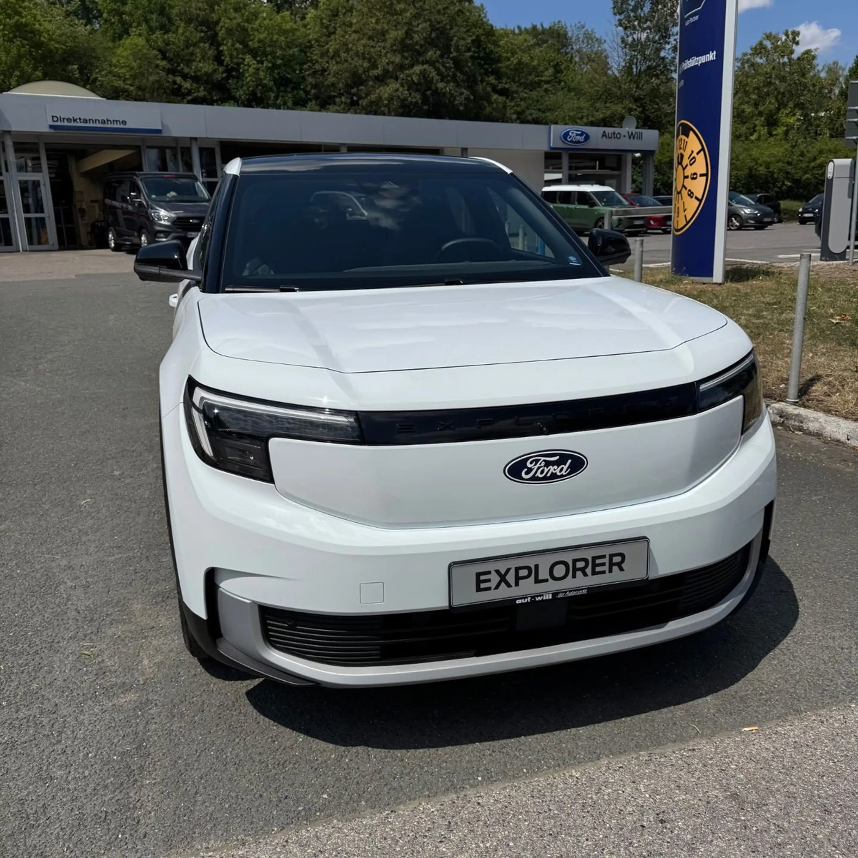 Ford Explorer Premium AWD *Fahrer Assistenzpaket*B&O* — photo 3