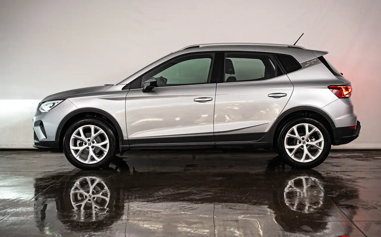 SEAT Arona Arona 1.0 TSI FR Edition DSG 2