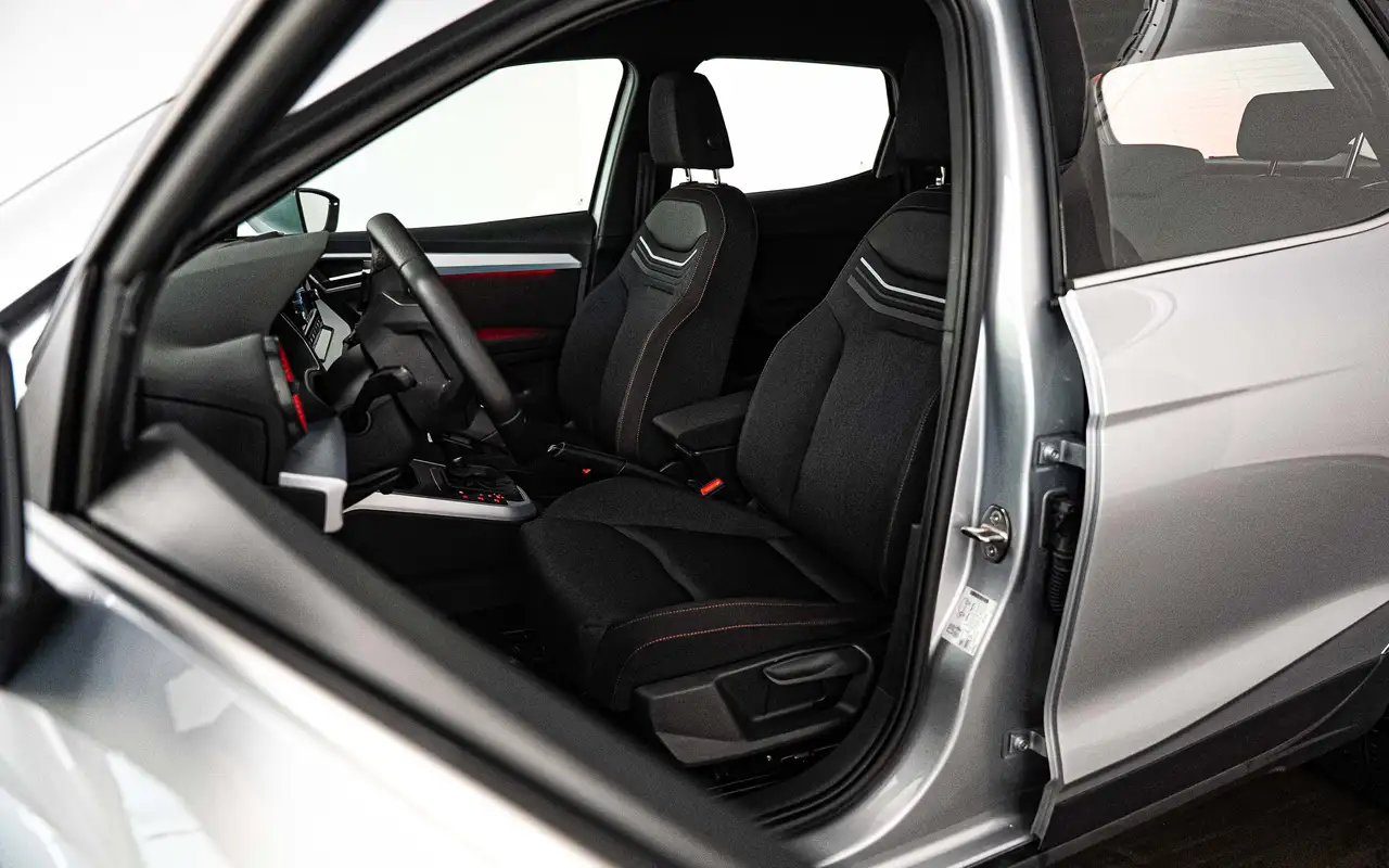 SEAT Arona Arona 1.0 TSI FR Edition DSG 9