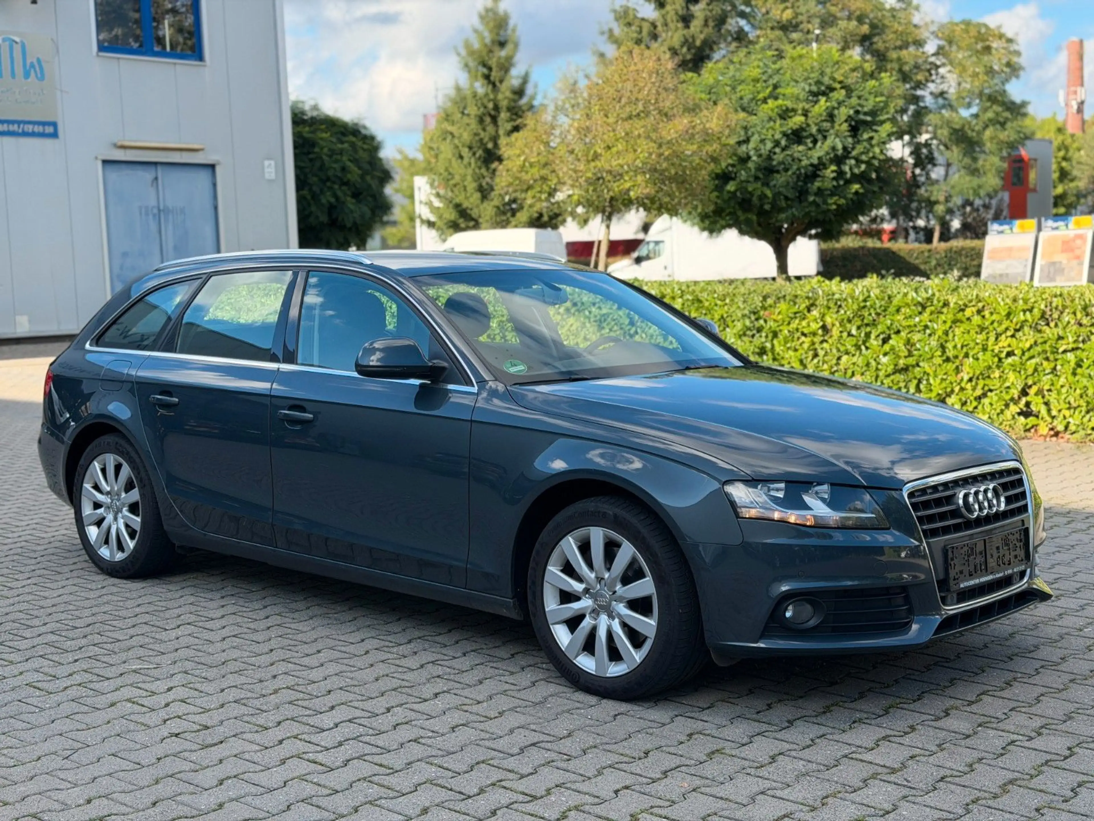 Audi A4 Avant Attraction *Leder Milano *Audi Service*