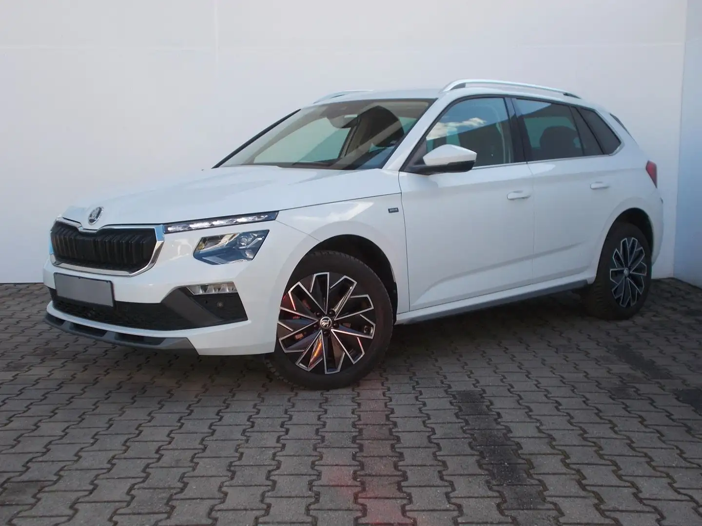 Skoda Kamiq Drive *DSG* ACC * LED * Kamera * uvm  !!! Weiß - 2