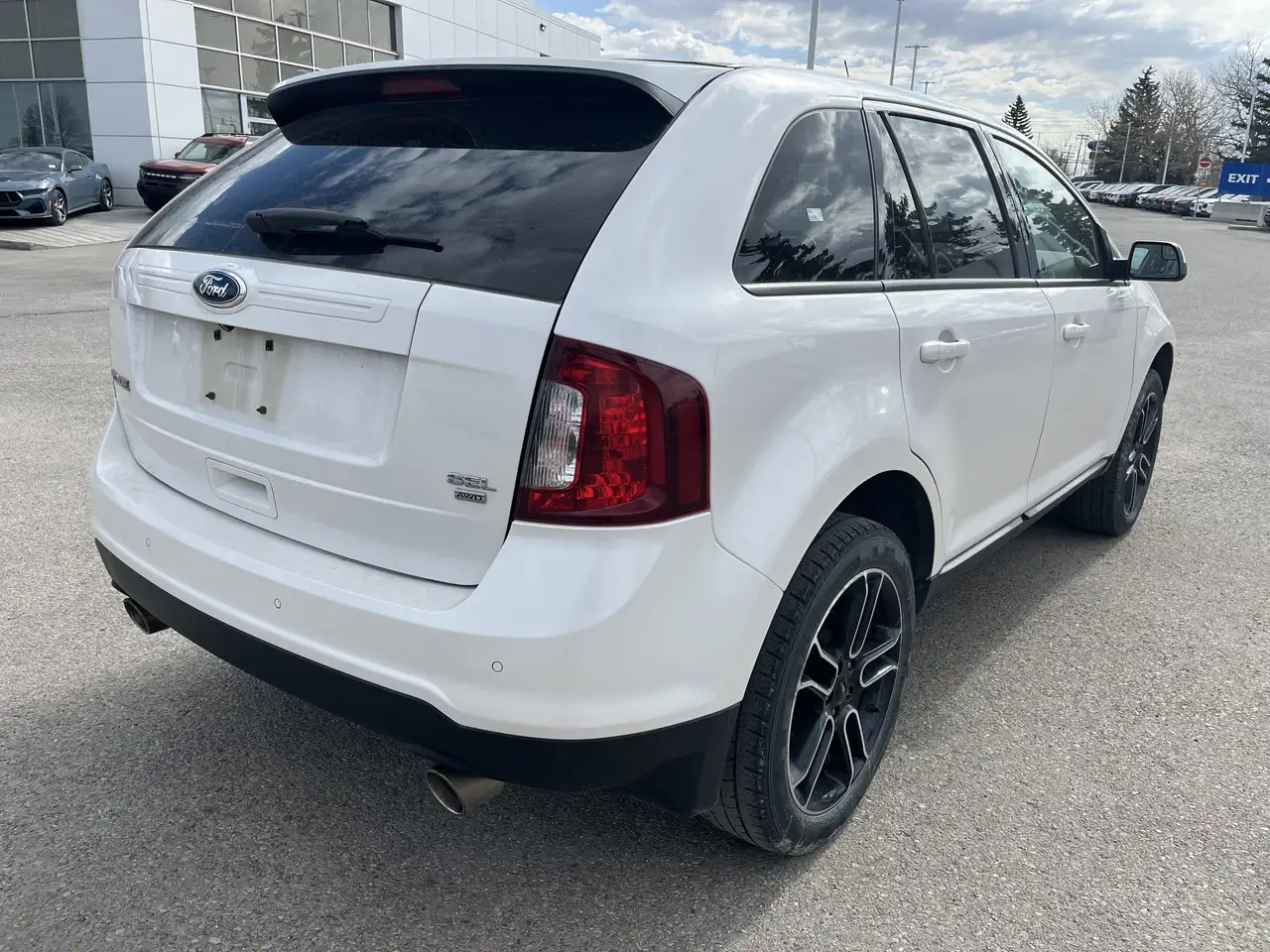 Ford Edge снимка Ford Edge