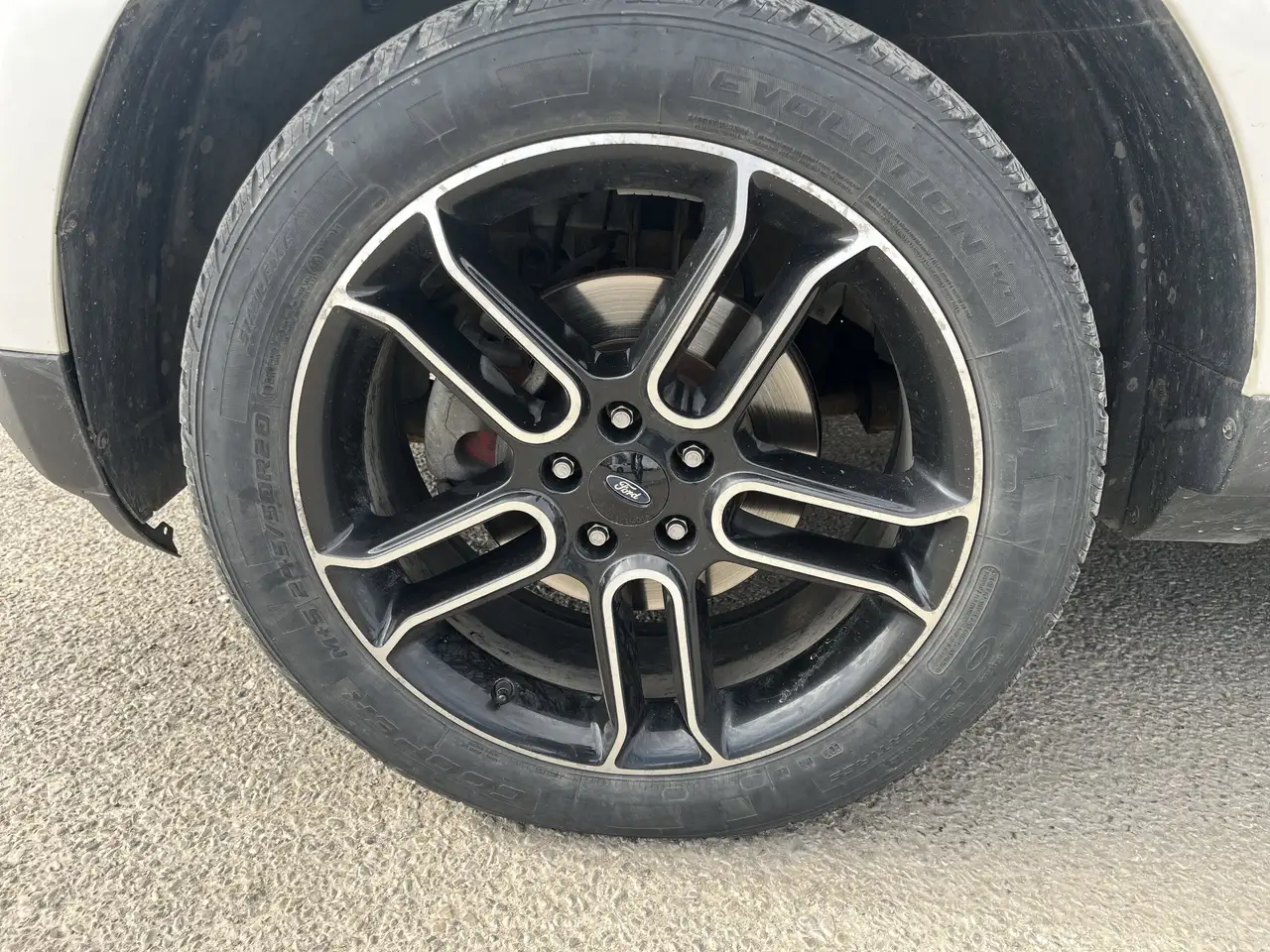 Ford Edge снимка Ford Edge