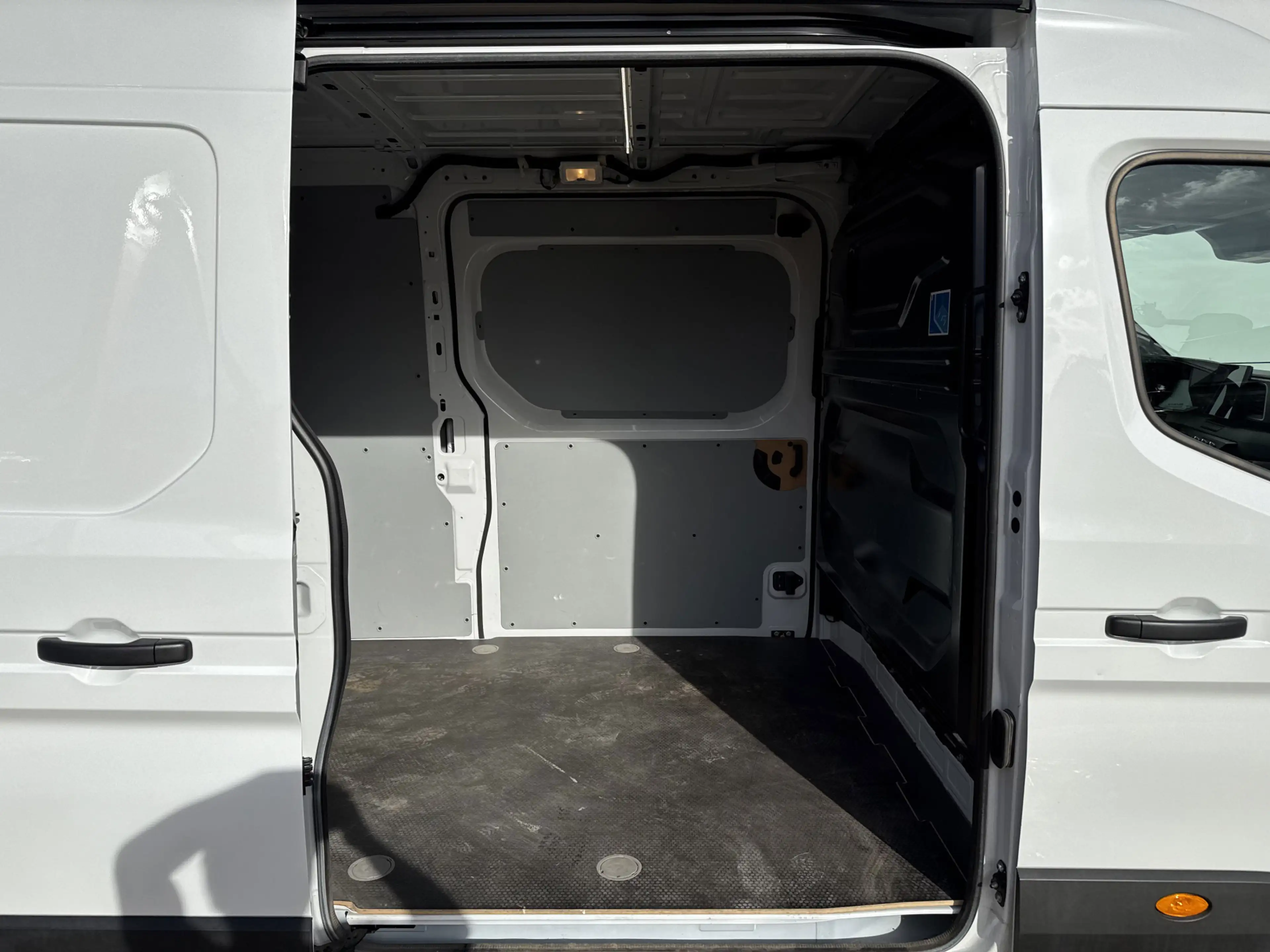Renault Master E-Tech Advance Long Range 87 kWh 143PK L3H2 Elektr — photo 15