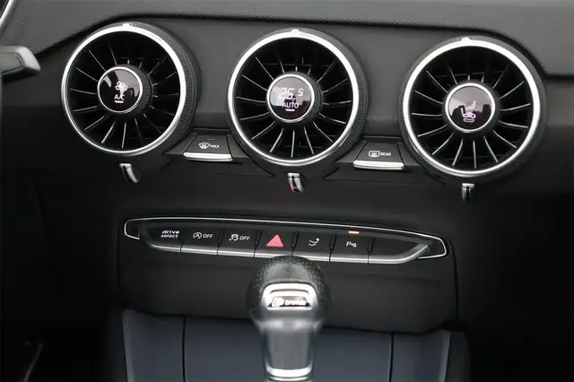 Audi TTS Roadster TFSI quattro S-tr Ansicht 18