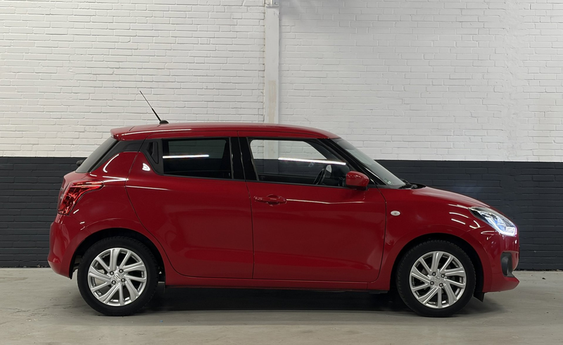 Suzuki Swift 1.2 Select Smart Hybrid Automaat Airco / Camera / — photo 6