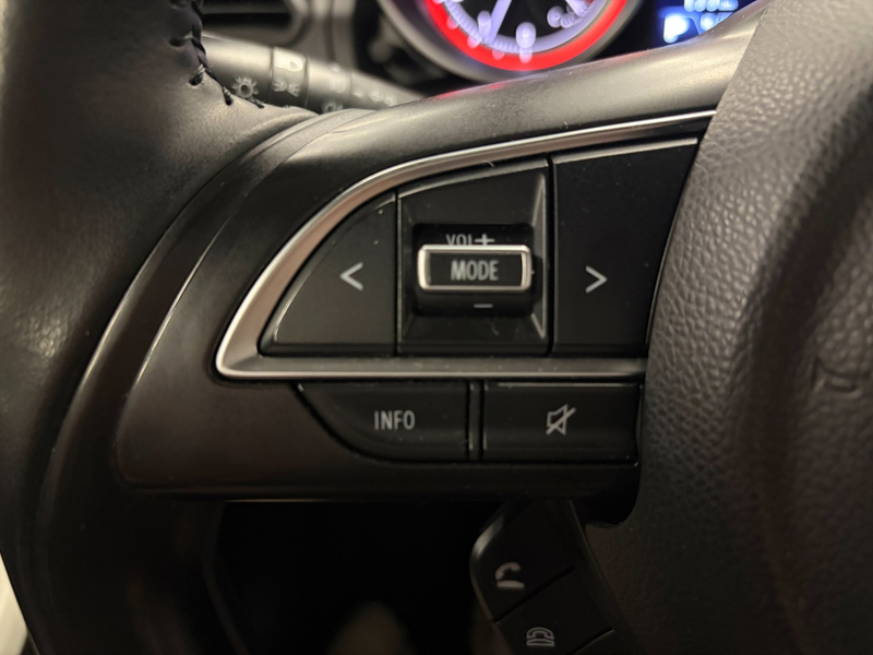 Suzuki Swift 1.2 Select Smart Hybrid Automaat Airco / Camera / — photo 17