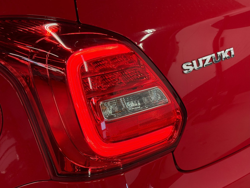Suzuki Swift 1.2 Select Smart Hybrid Automaat Airco / Camera / — photo 23