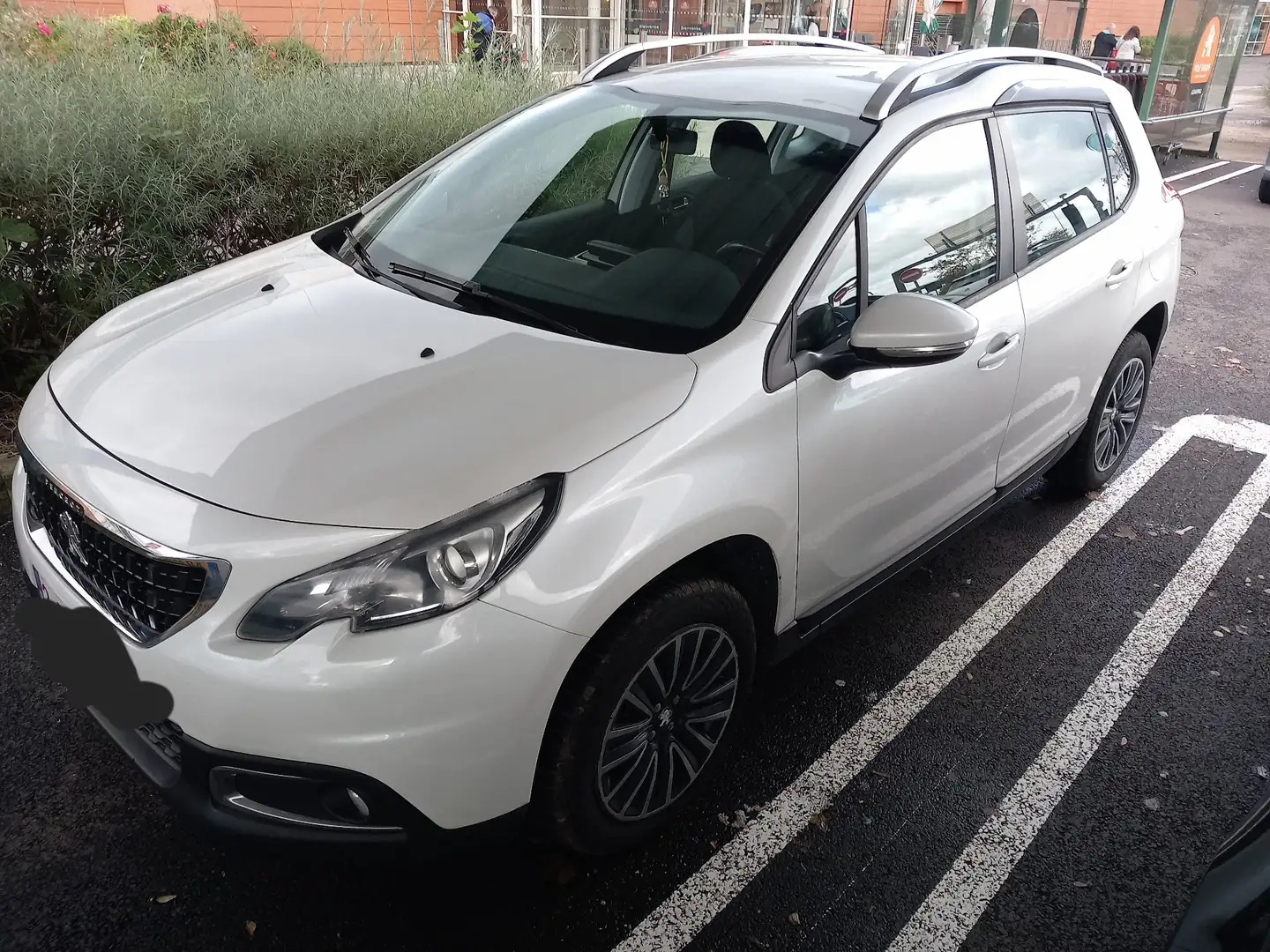 Peugeot 2008 1.6 BlueHDi 75ch BVM5 Style - 1