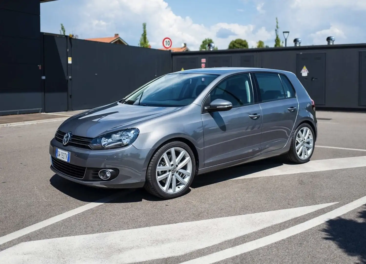 Volkswagen Golf 1.4 TSI DSG Highline - 1