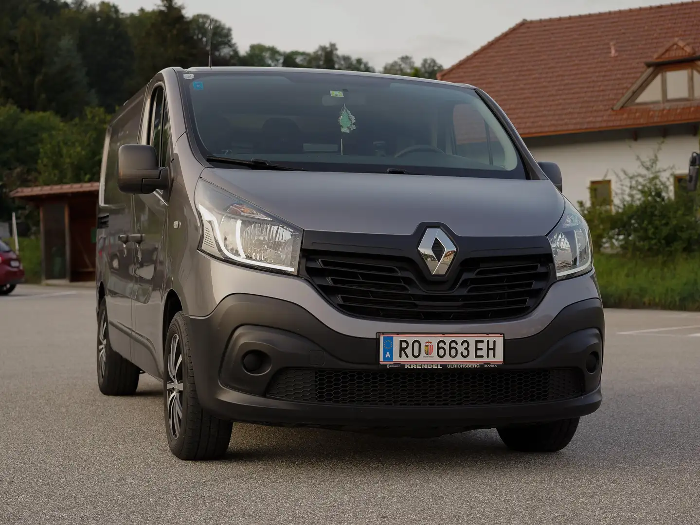 Renault Trafic L1H1 2,7t dCi 115 / Camper Grau - 1
