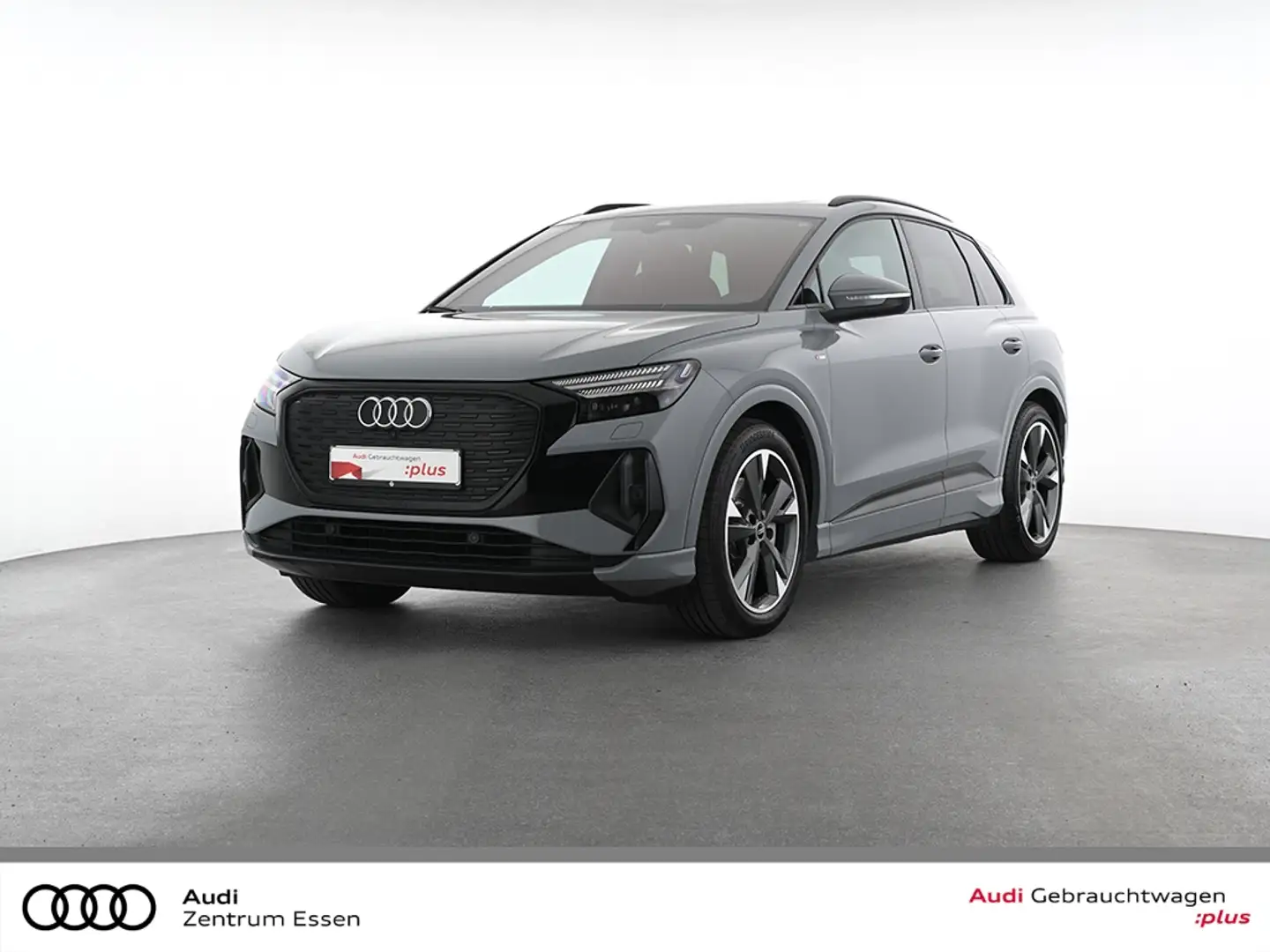 Audi Q4 e-tron 40 S-LINE AHK PANO MATRIX APP   SHZ   RÜFA   MUFU Grau - 1