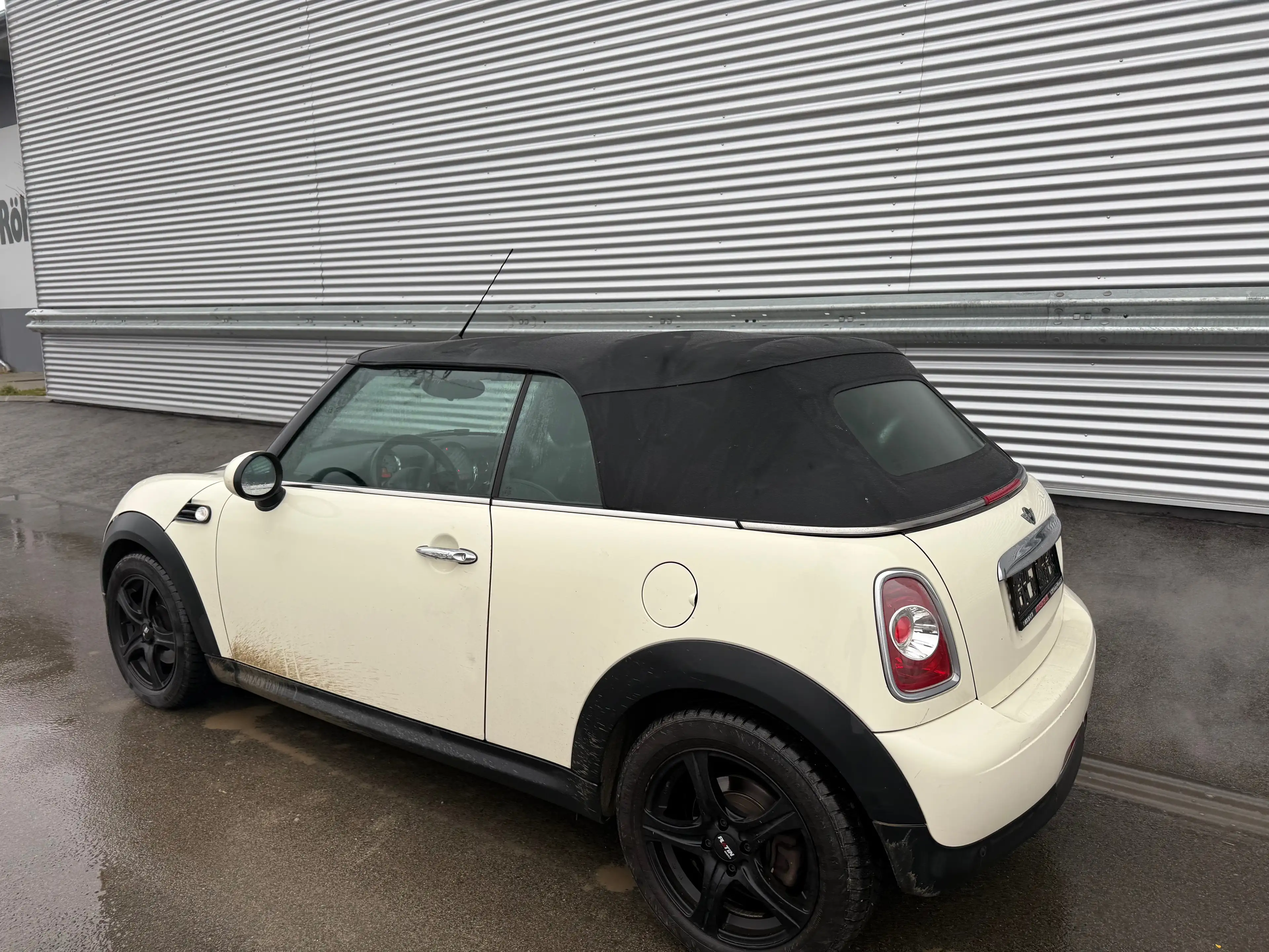 MINI One Cabrio Cabrio 1,6 ID:13 — photo 12