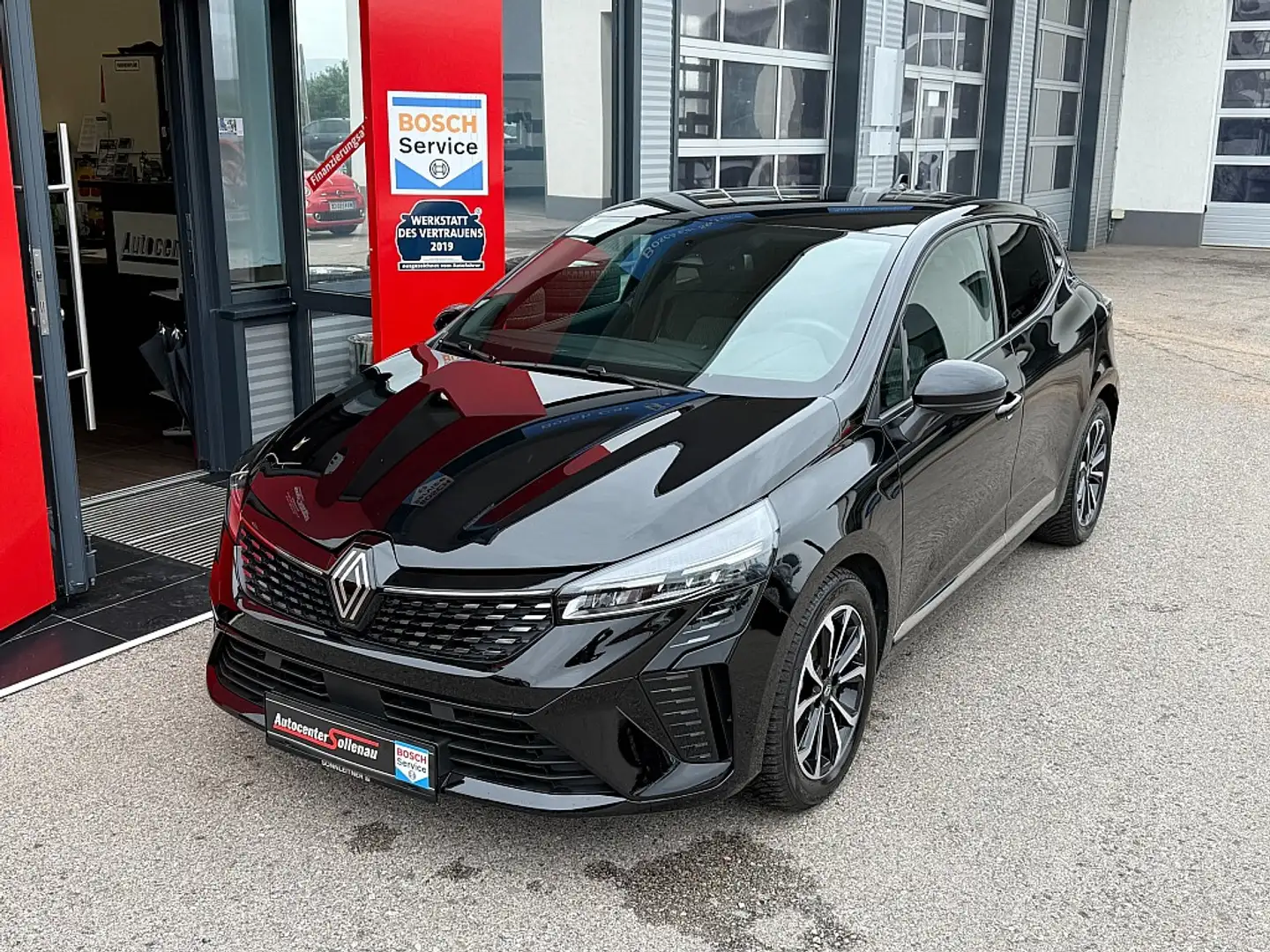 Renault Clio Techno TCe 90 Schwarz - 2
