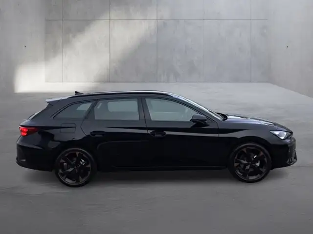 Cupra Leon view 4