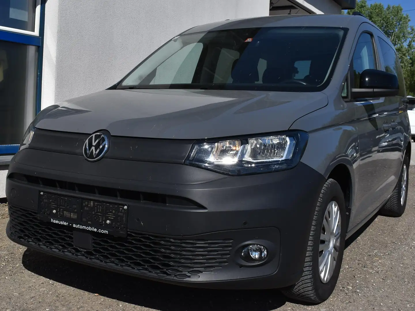 Volkswagen Caddy 2,0TDI Family/Business Grau - 1