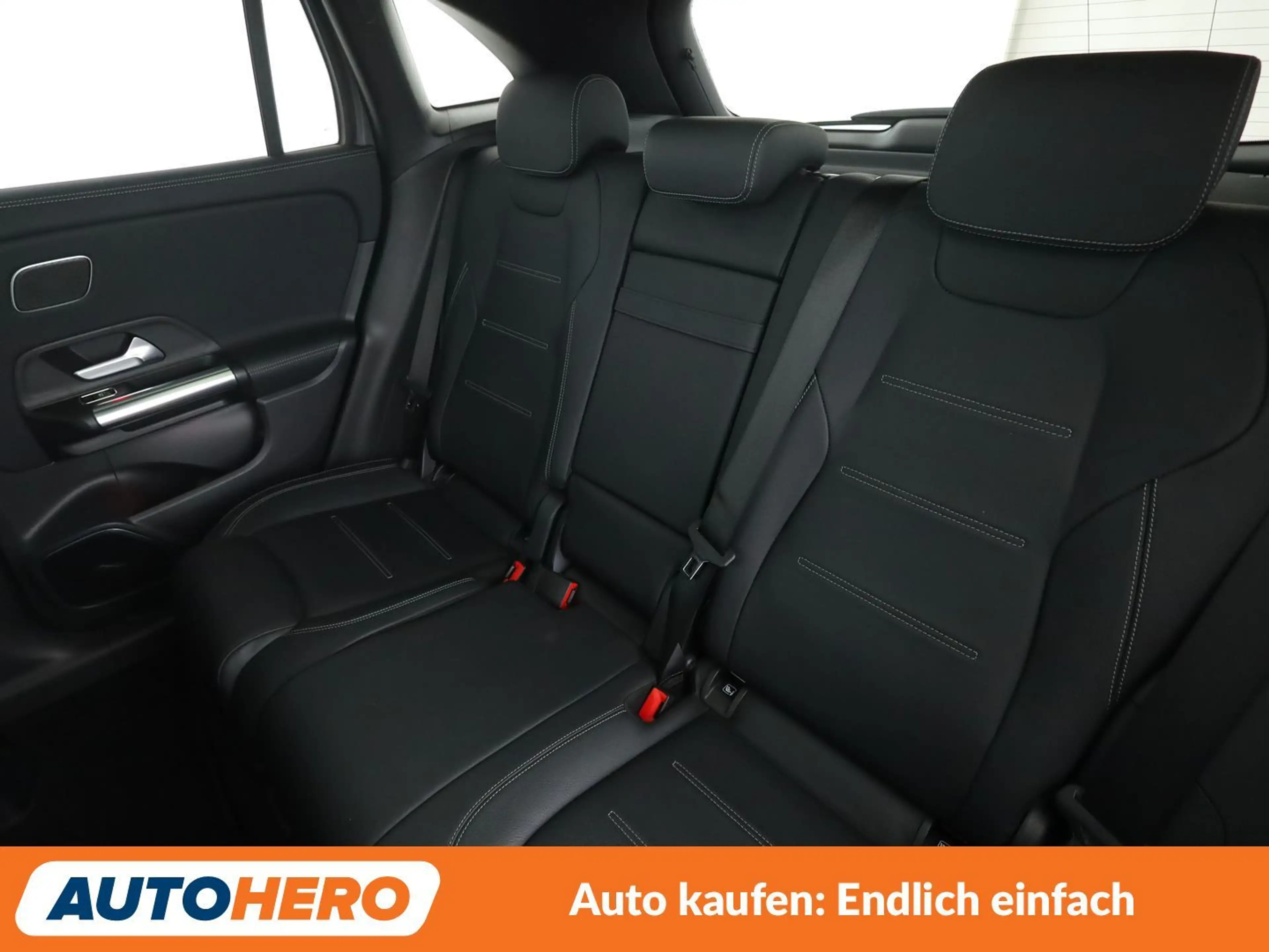 Mercedes-Benz GLA 45 AMG GLA 45 AMG S 4Matic Aut.*NAVI*LED*360* — photo 14